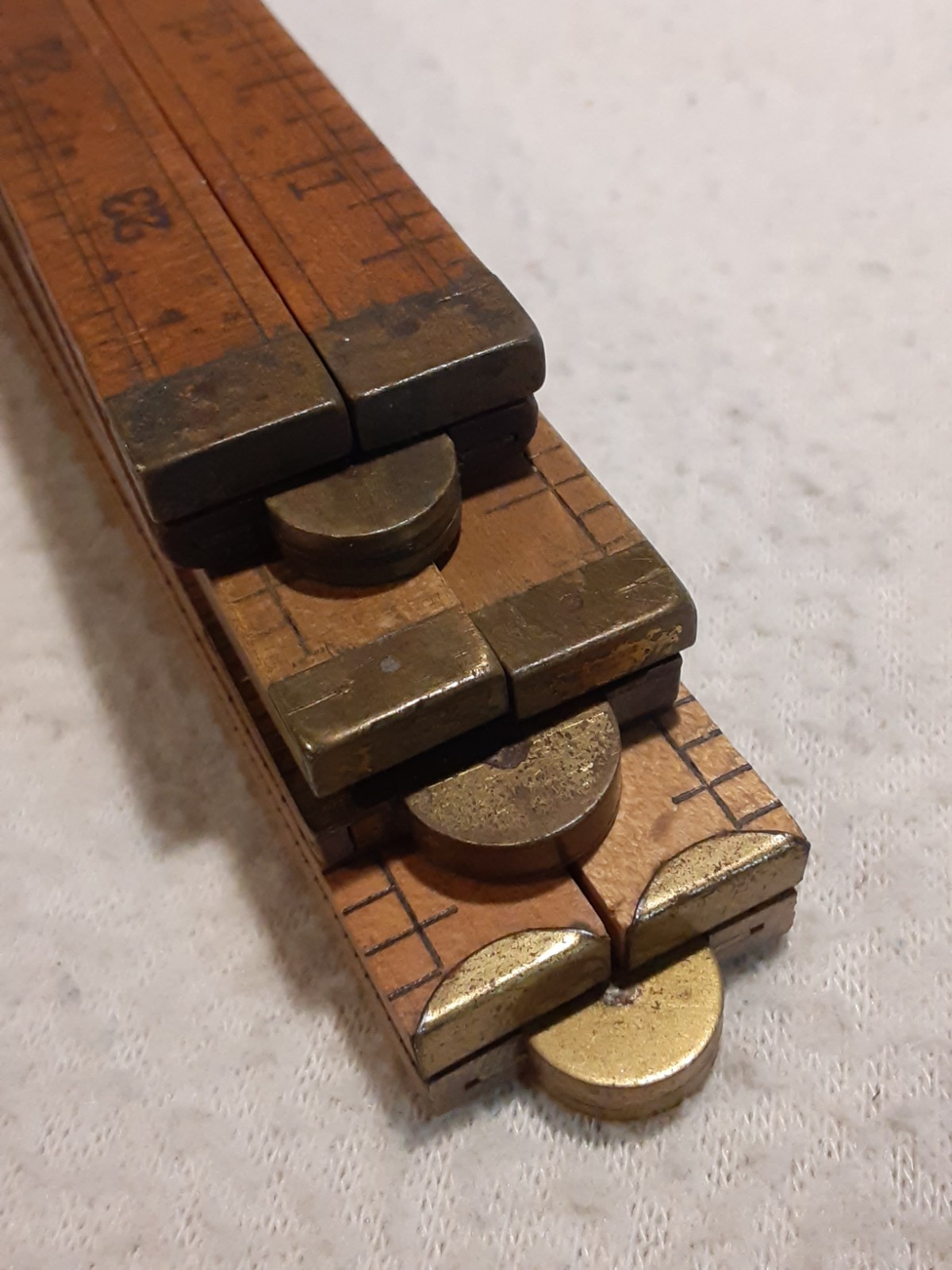 VTG LOT of 3 FOLDING WOOD & BRASS RULERS 2 STANLEY No 27 & 61, 1 UNBRANDED