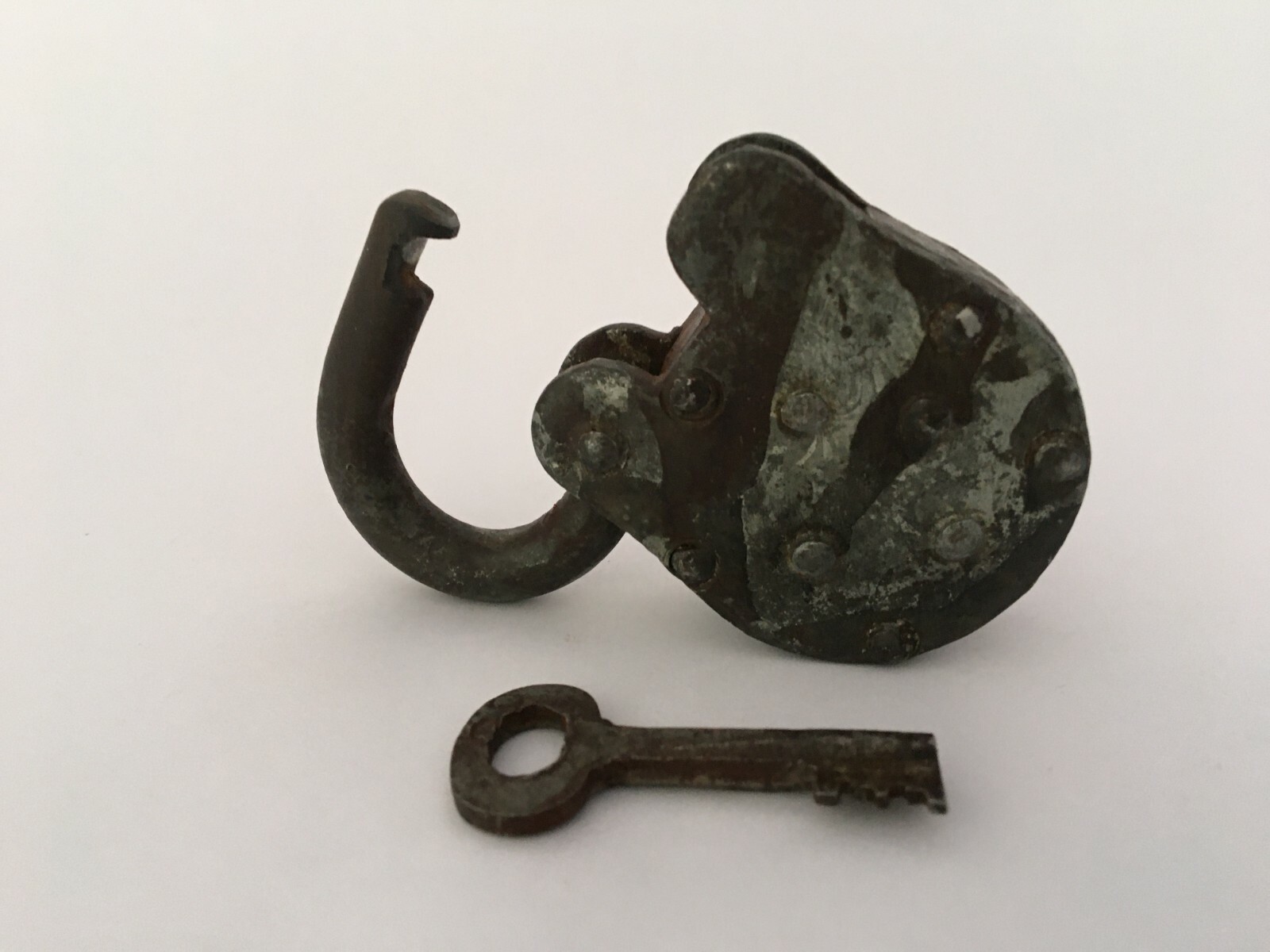 Lock Vintage Iron Padlock With 2 Key Rich Patina Made In India Collective Rusty
