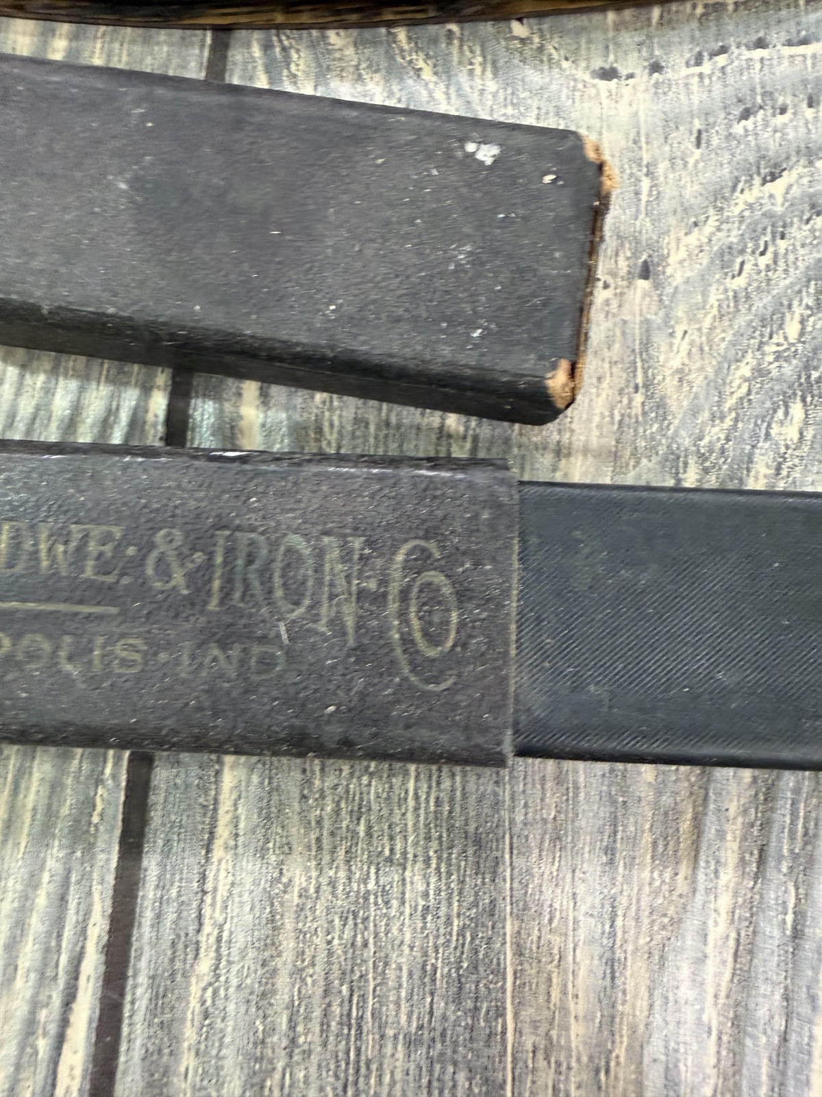 Vintage Simmons Hdwe Co. Germany Straight Razor w/ Van Camp Box Strop Hone