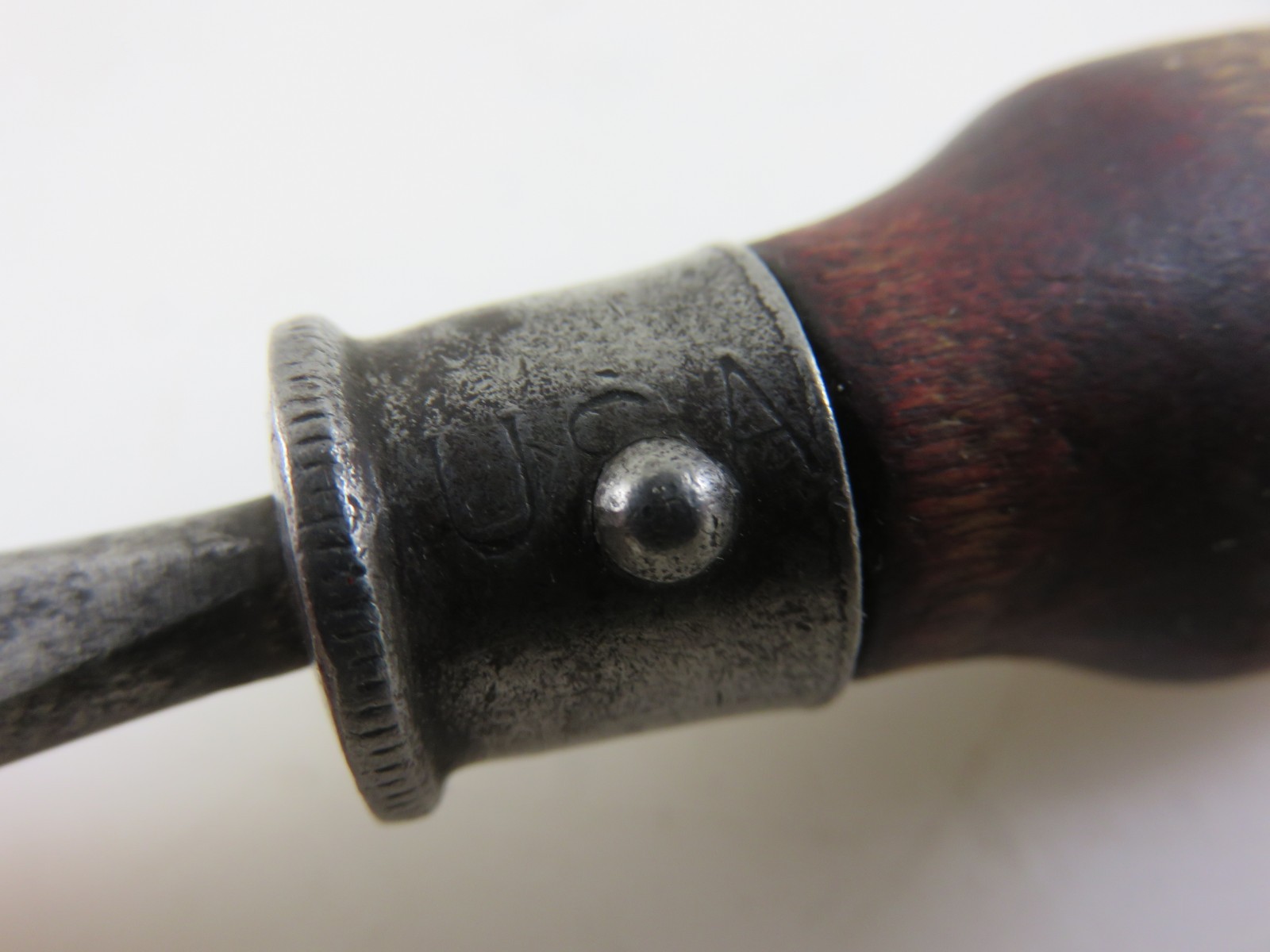 Bridgeport Hardware Stubby Flat Blade Screwdriver Wood Handle 3.25″L Vintage USA
