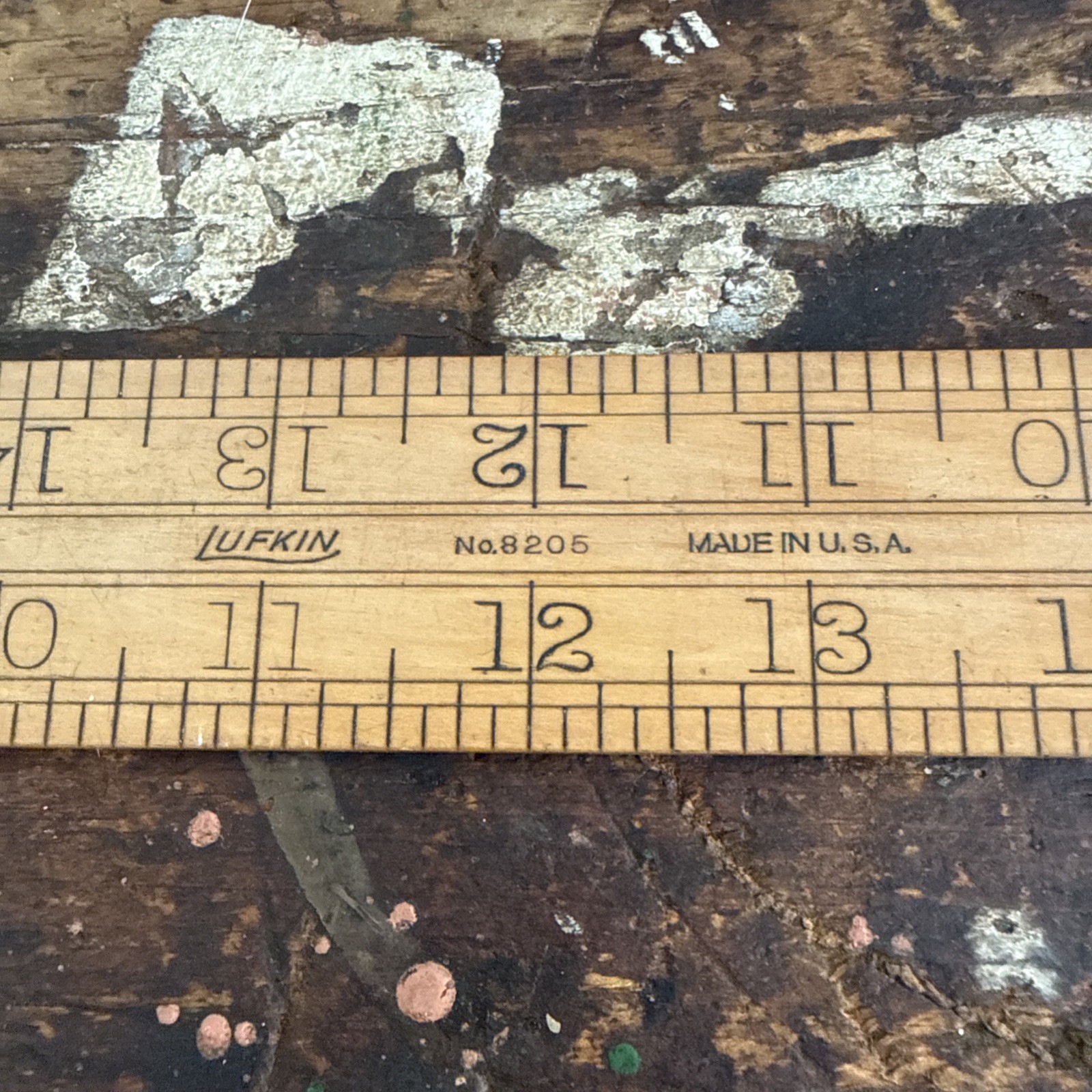 Nice Vintage Lufkin Rule Co. No. 8205-23 Inch Brass End Caps and Wood Ruler USA