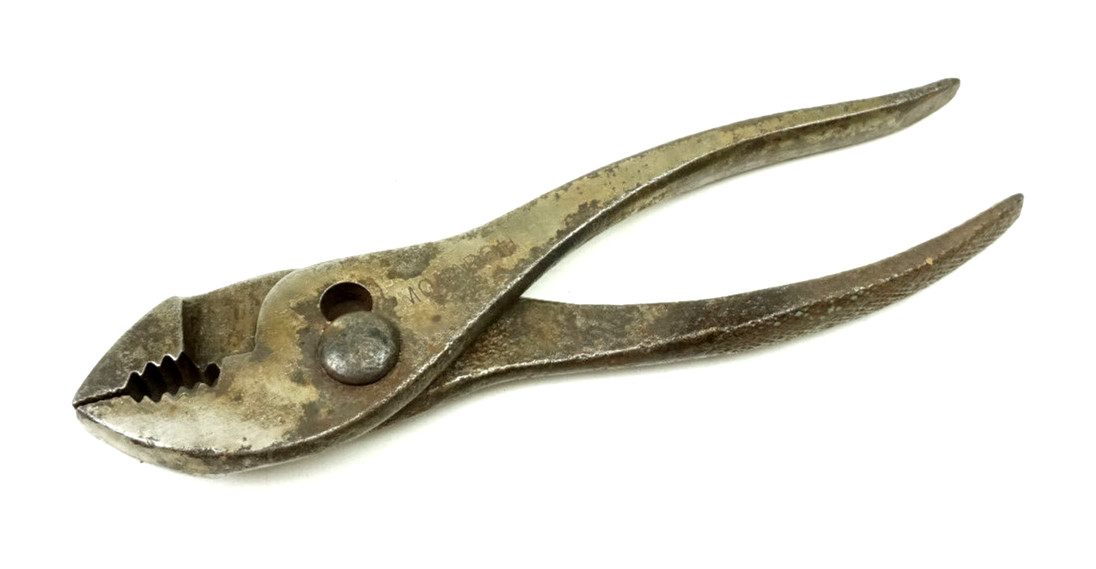 Monarch 6-1/2″ Slip Joint Pliers Vintage