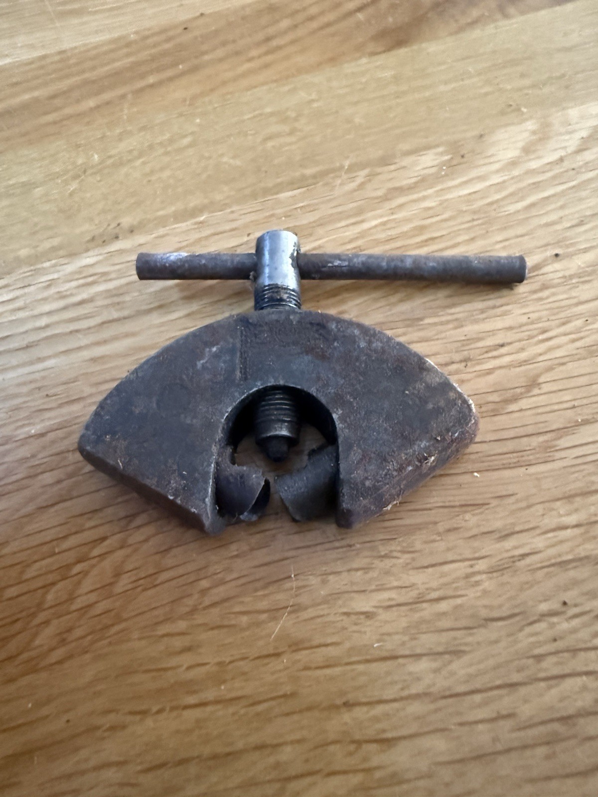 Vintage Pennant motorcycle cycle chain splitter