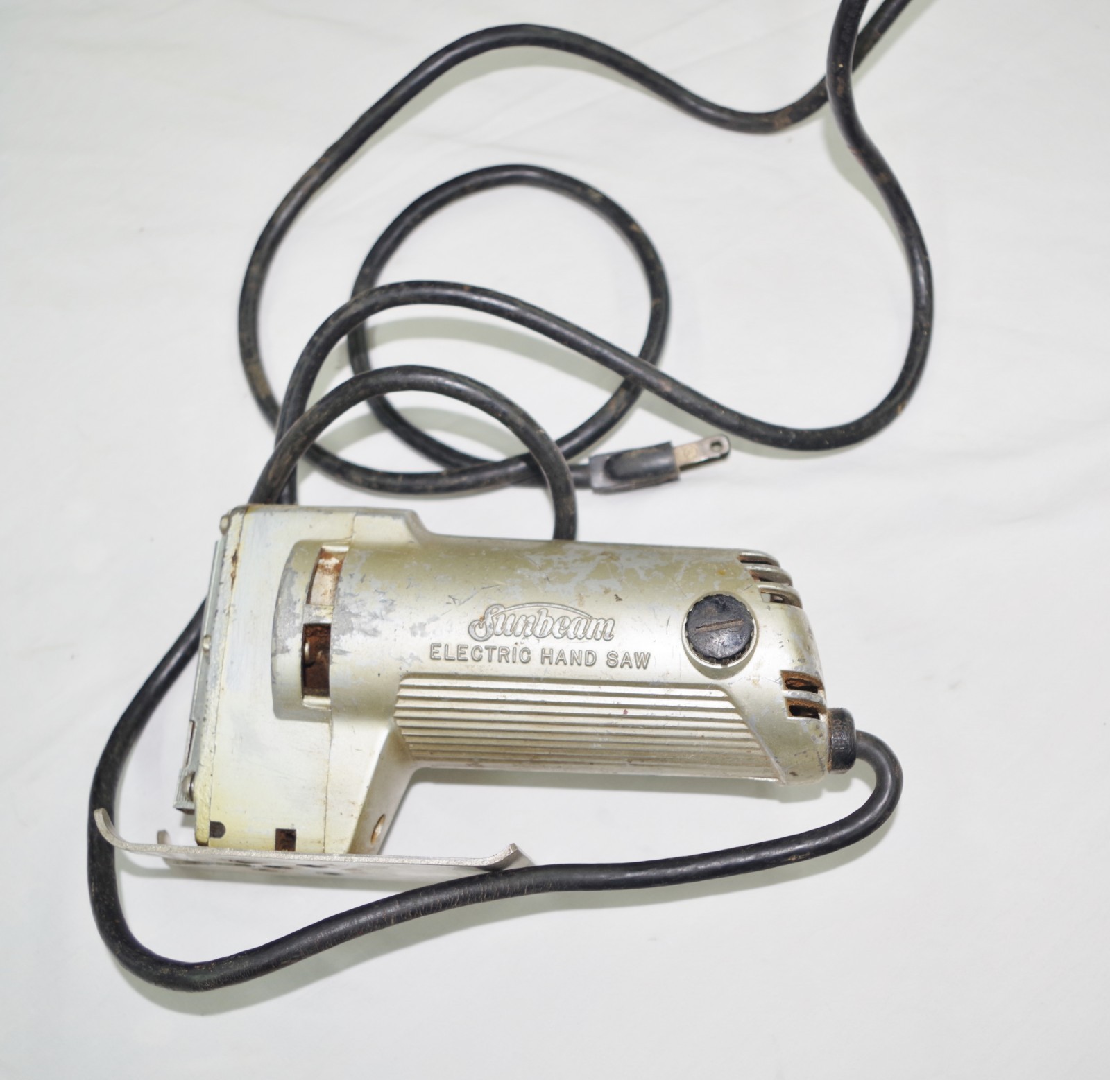 Vintage Sunbeam Electric Hand Saw Model 76