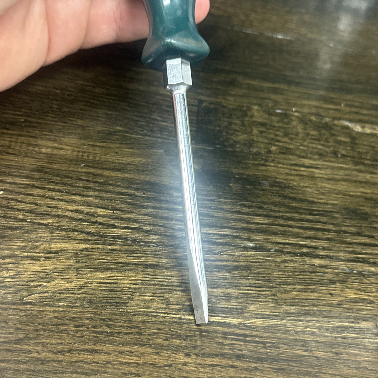 Vintage S-K , Green Hard Plastic Handle, France Flat Head