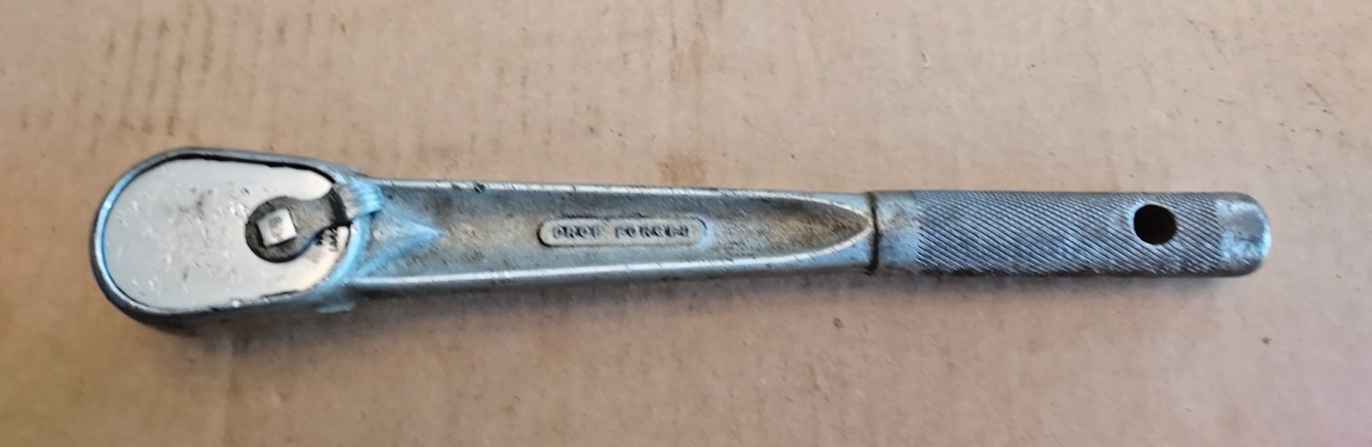 1930’s Indestro Super (DURO) Model 3201 pressed flange 1/2″ ratchet. Made in USA
