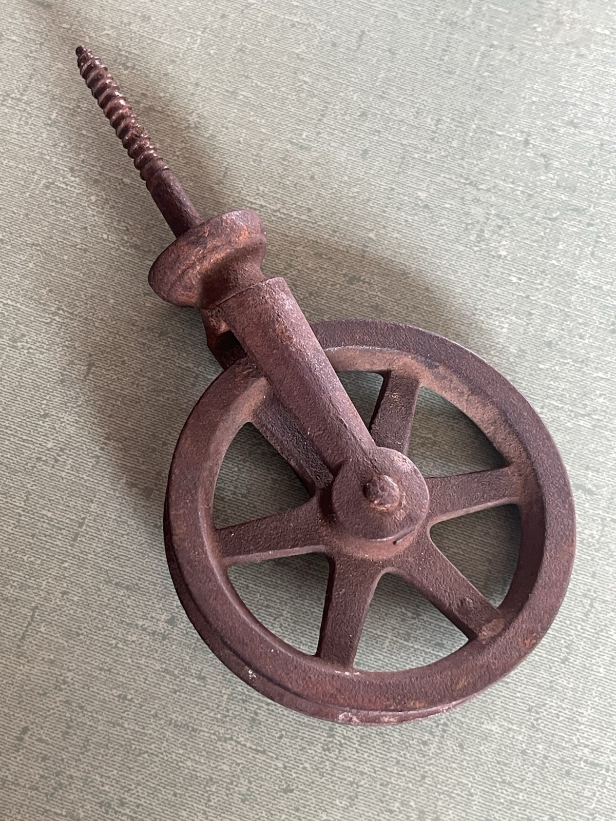 Vintage 3 Inch Cast Iron Screw In General Store Pulley Mercantile Ceiling
