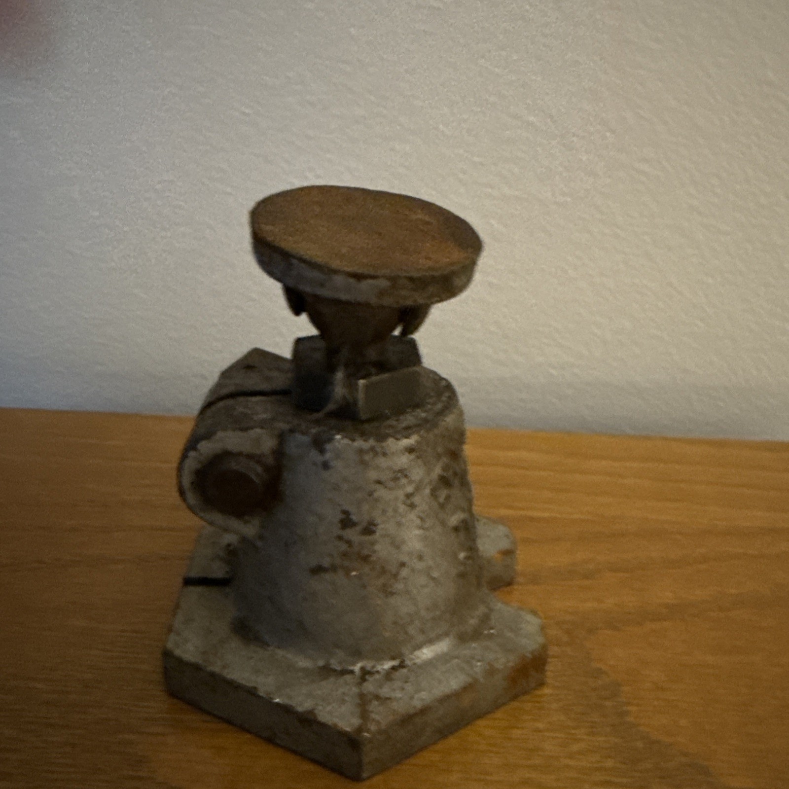 Vintage Armstrong Bros Tool Company No. 2 Machinist Leveling Screw Jack
