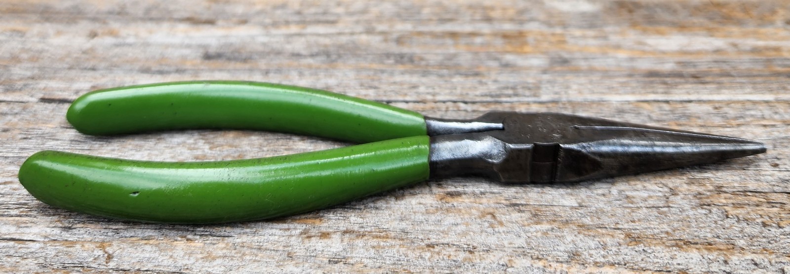 Vintage Crescent 1032 Needle Nose Pliers – Bell System w/ Green Grips USA