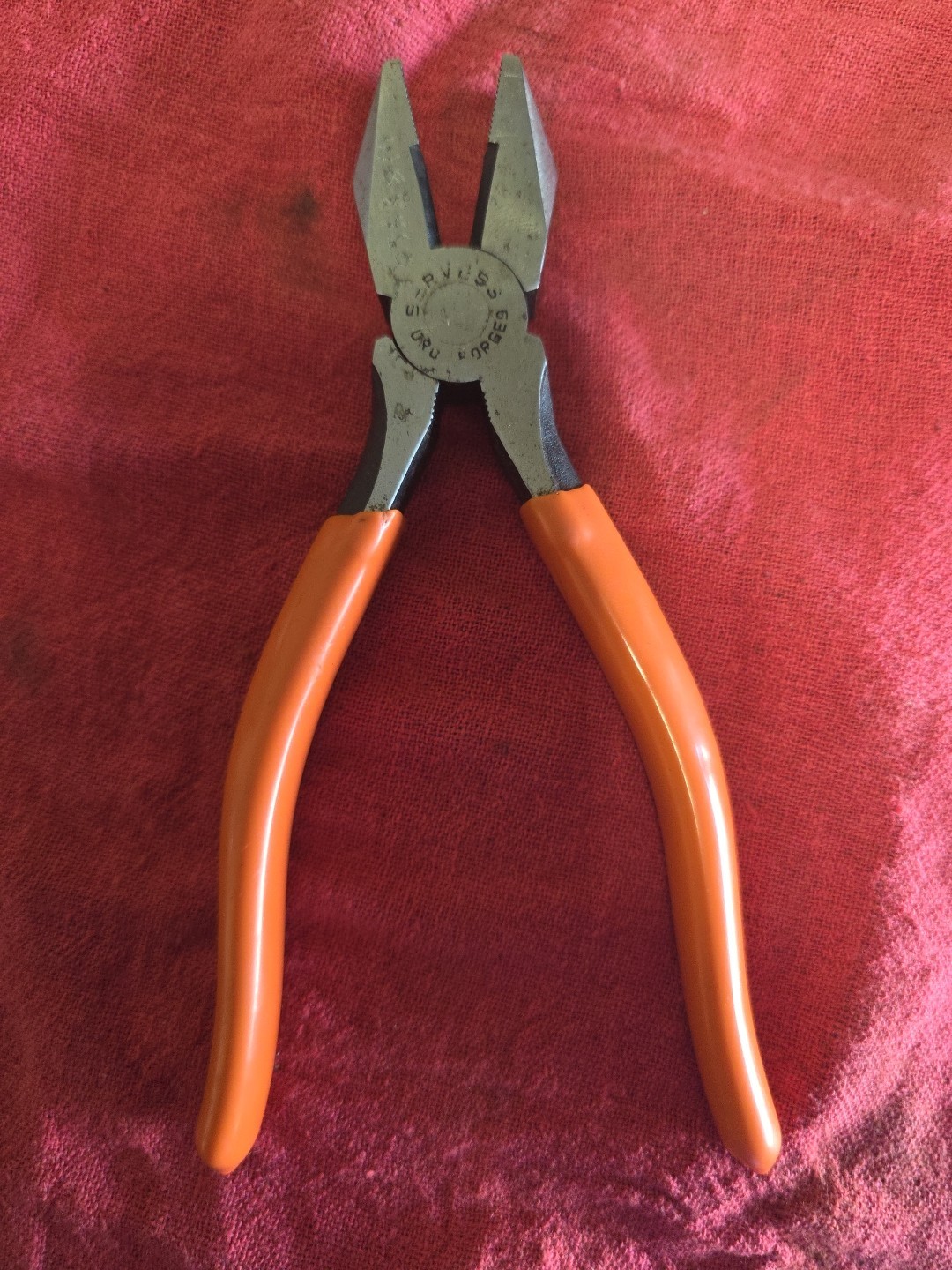 Servess Lineman Pliers Drop Forge Japan Made Vintage Old Hand Tool Rusty Tool 7″