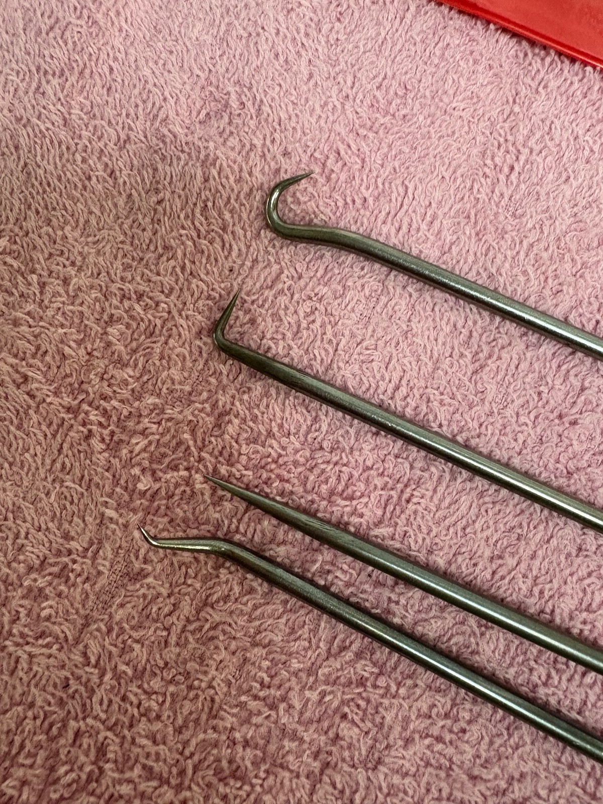BLUE POINT 4 PIECE SET BLACK GRIP PICKS