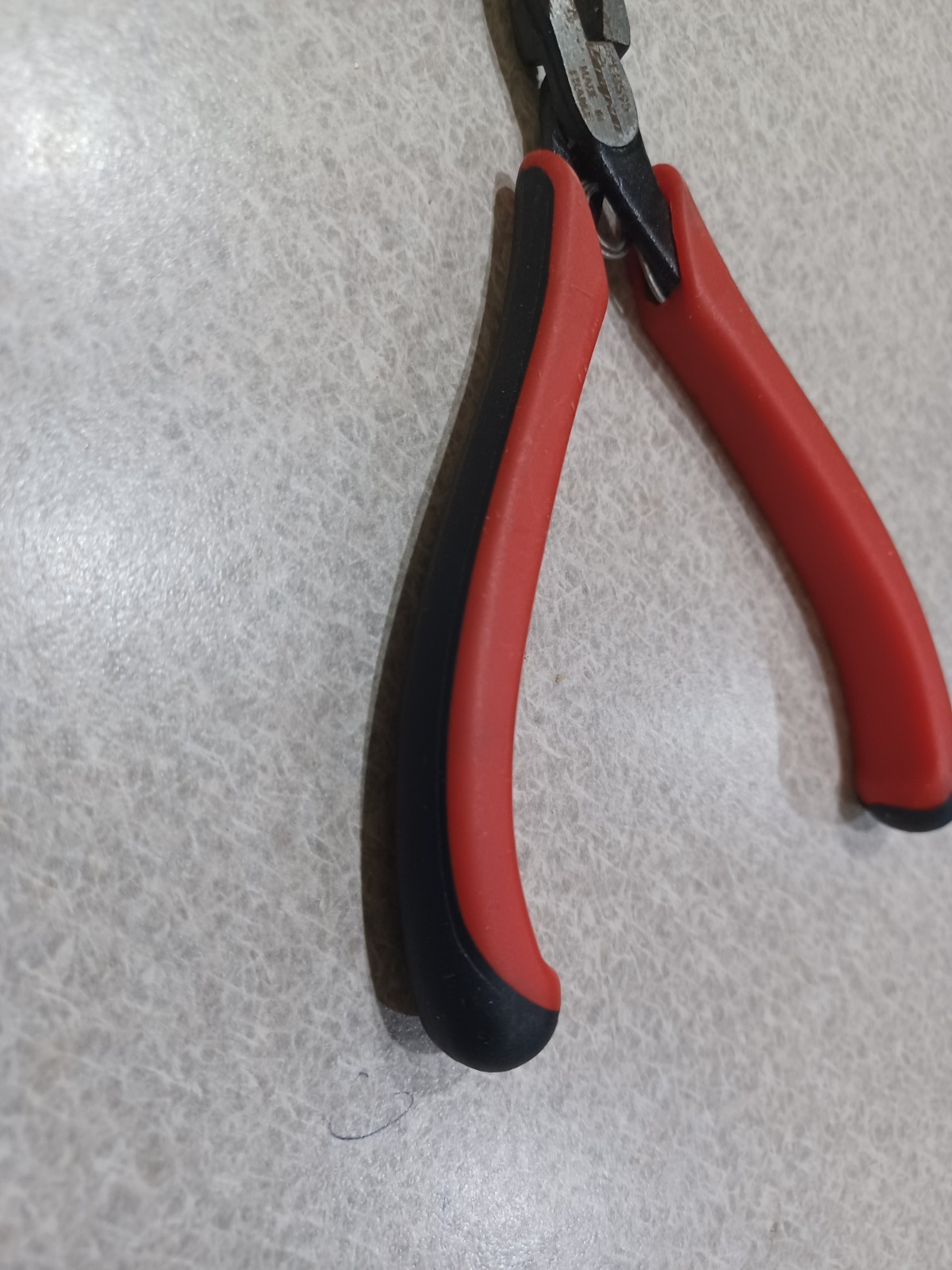 Snap-On Tools 5 in Electronic Precision Pliers spring loaded made in France RARE