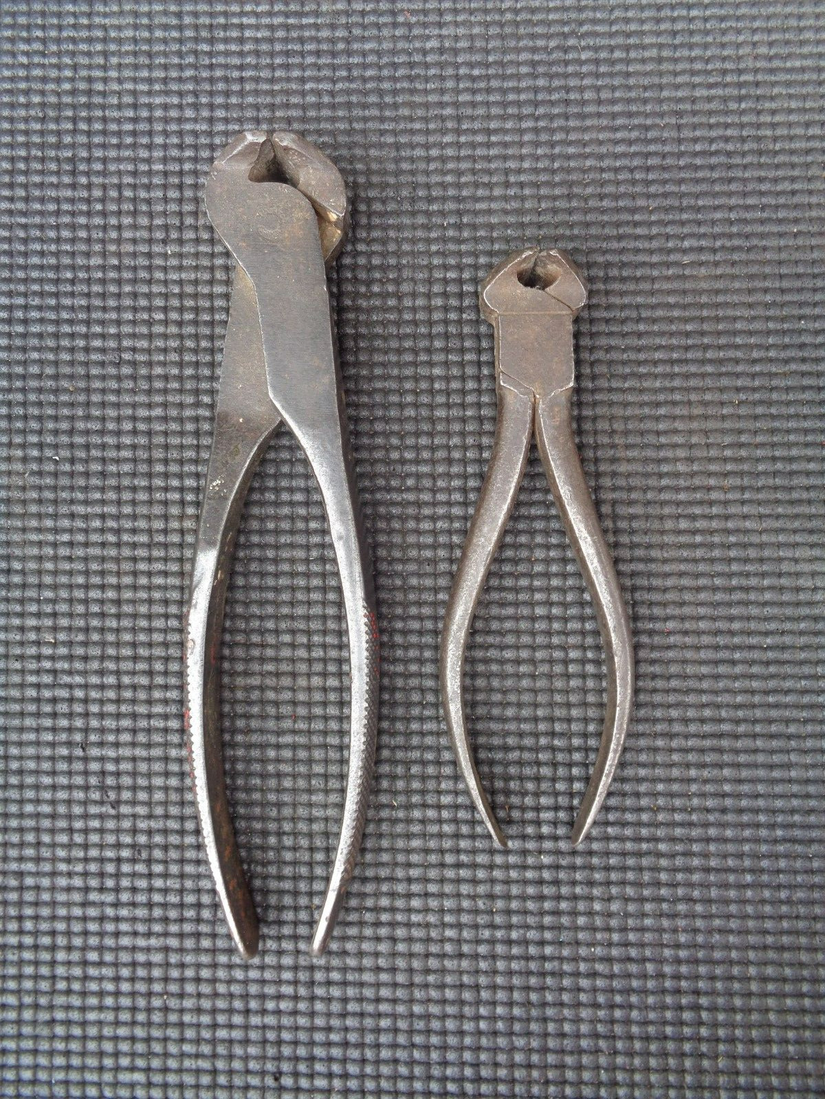 2 -Vintage End Cutters Nippers 6″ & 8″