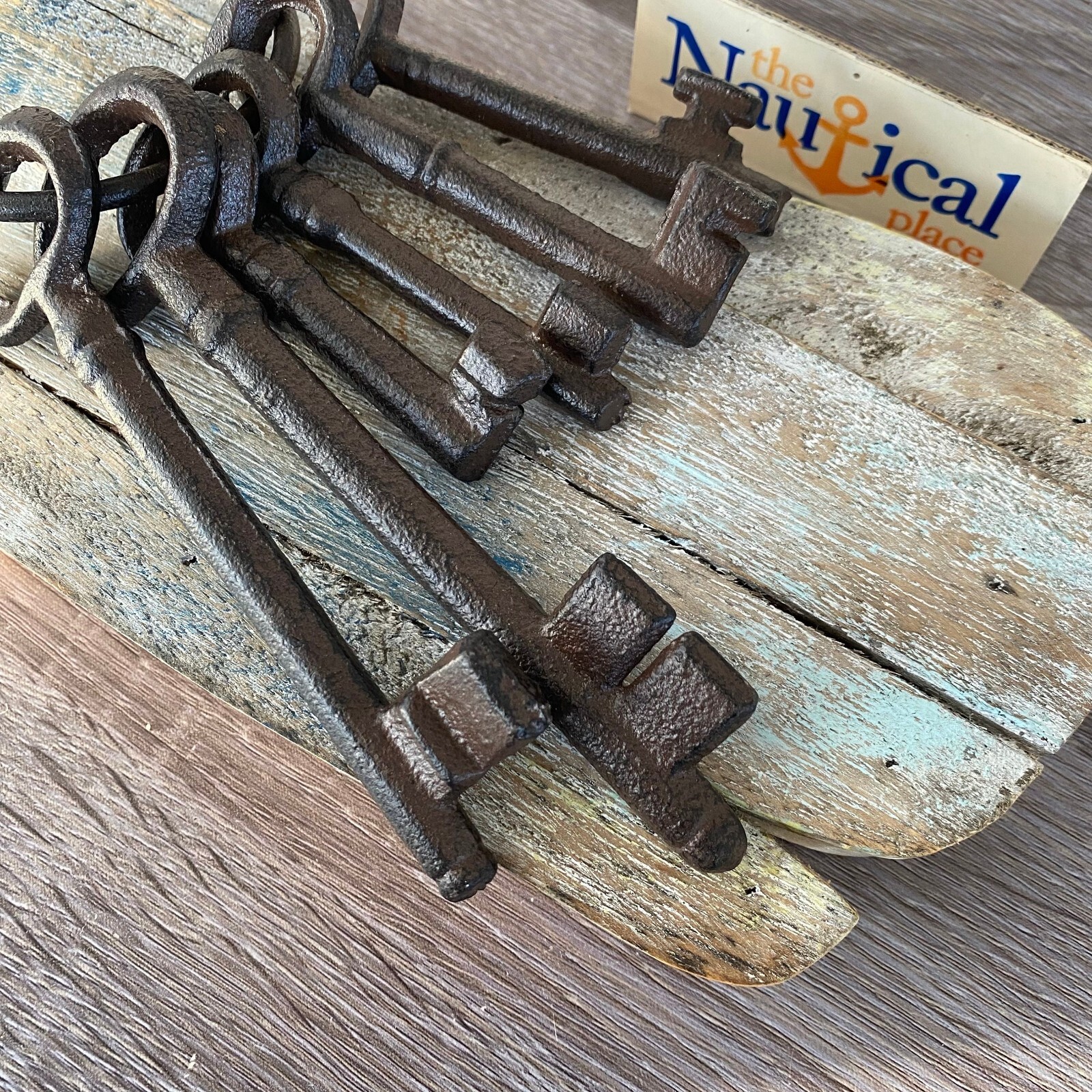Cast Iron Keys On Ring – Set of 6 – Decorative Skeleton Key Set – Vintage Style