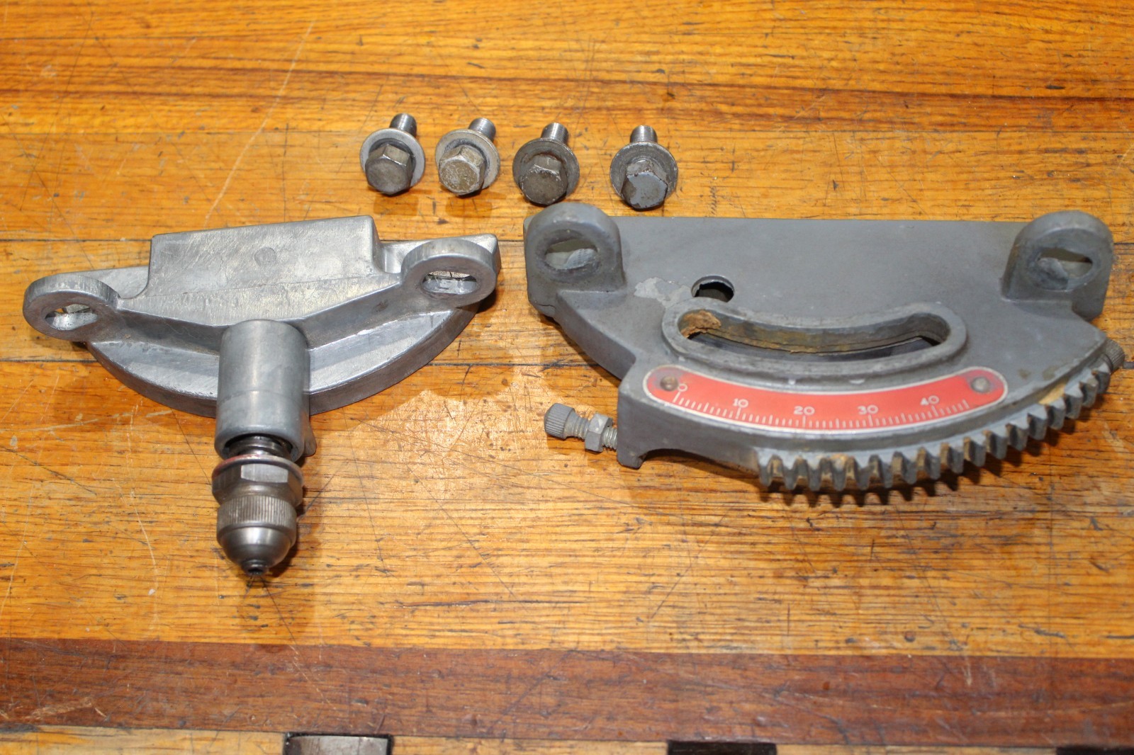 DELTA MILWAUKEE ROCKWELL 1160 TABLE SAW FRONT & BACK TRUNIONS NOT BROKEN PERFECT