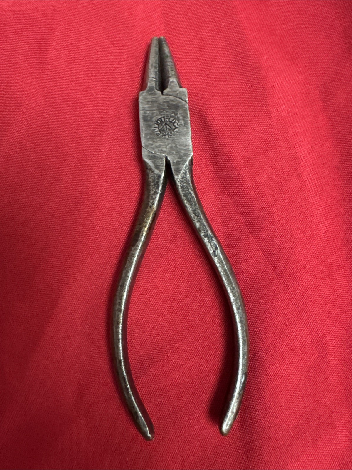 WW2 Military Elliot Lucas Dated 1943 Round Nose 6 Inch Pliers C977