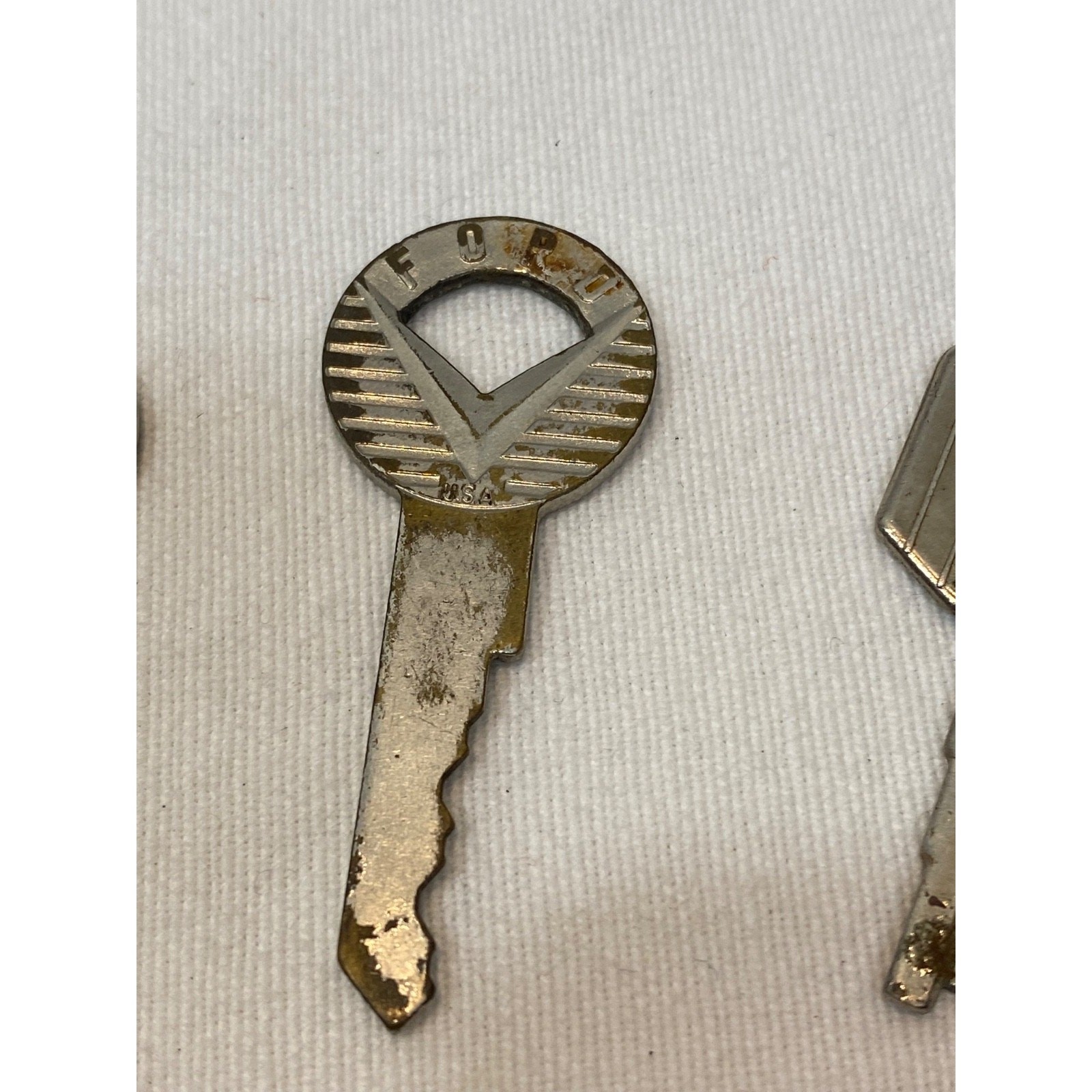 Lot of Fun, Fancy, Car, Luggage Keys