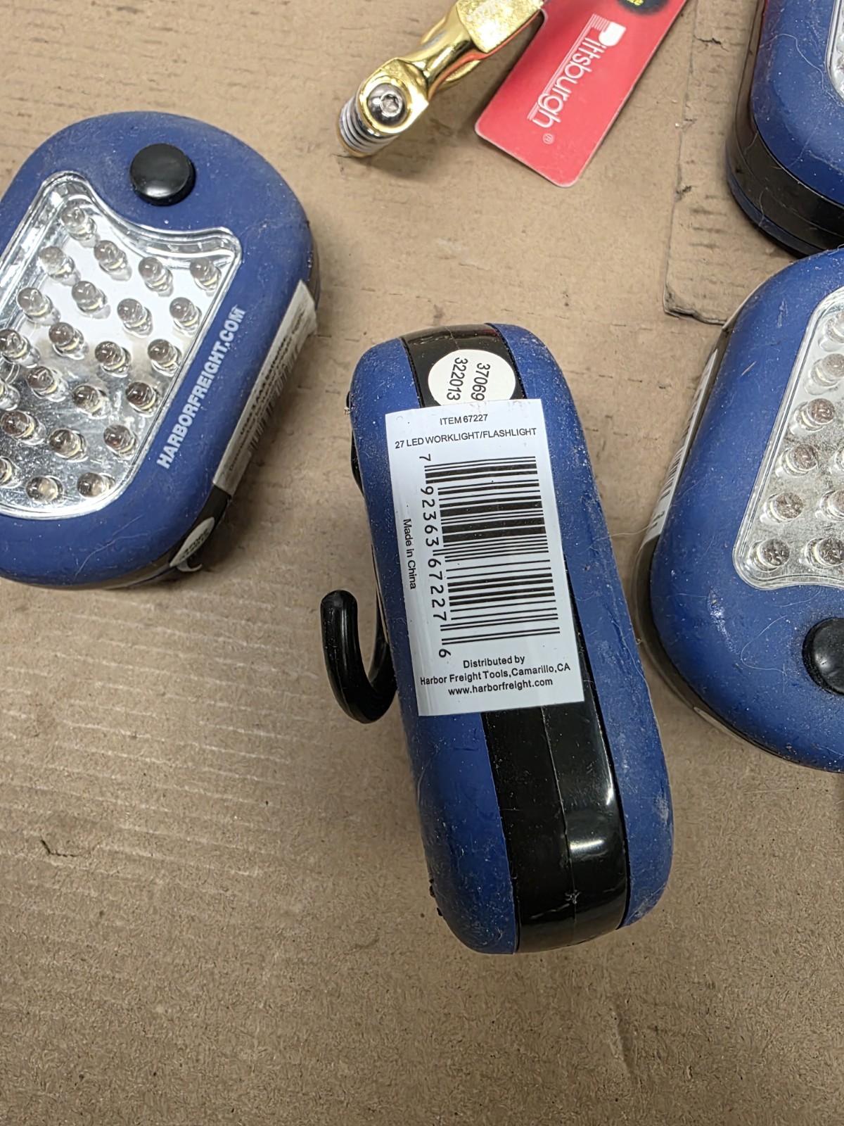 FLASHLIGHT Magnetic Hanging 27 LED Bulb BRIGHT Work LIGHT compact Set Lot + Othe