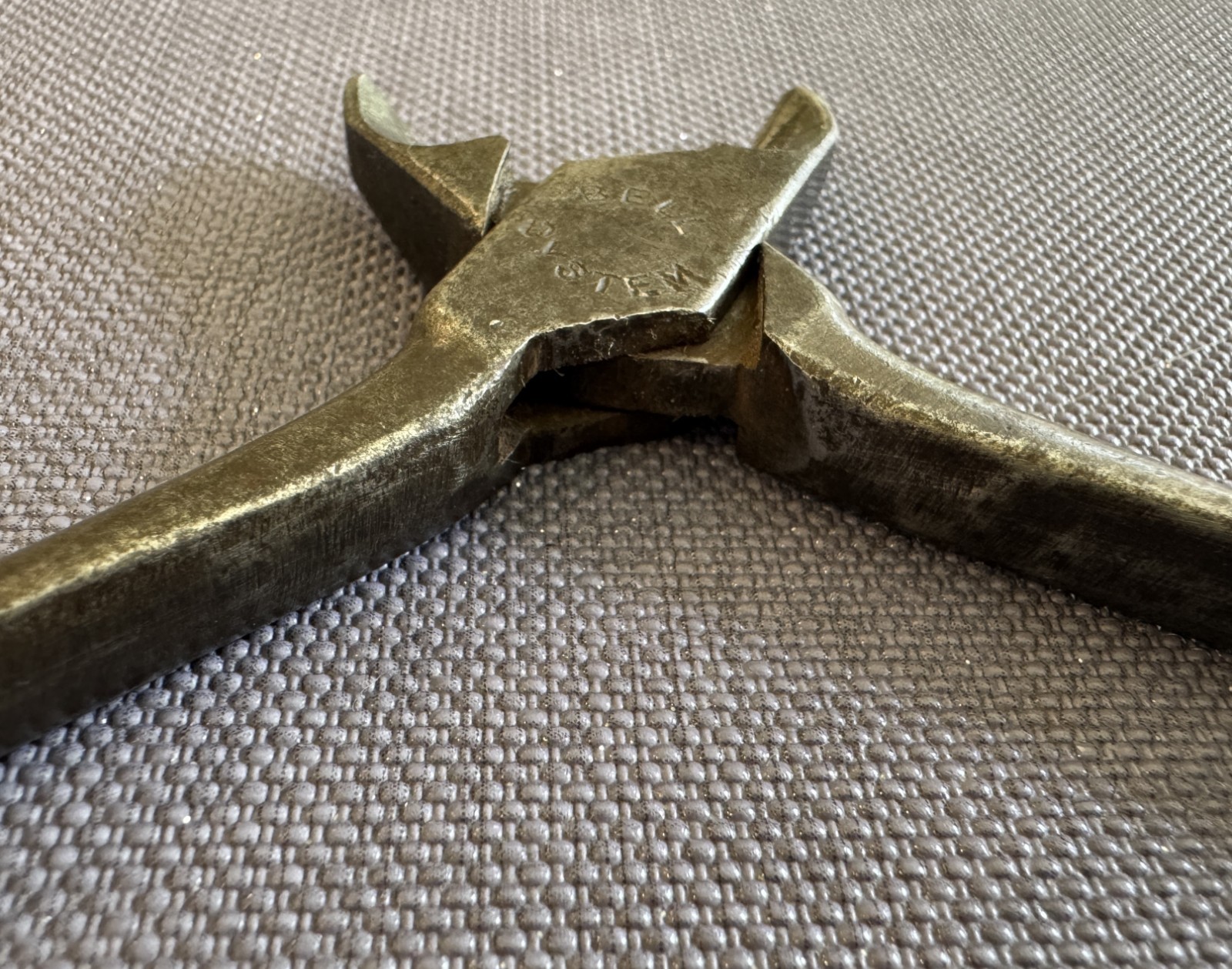 Vintage F.E. Lindstrom Bell System 5.5″ Diagonal Side Wire Cutters Pliers Sweden