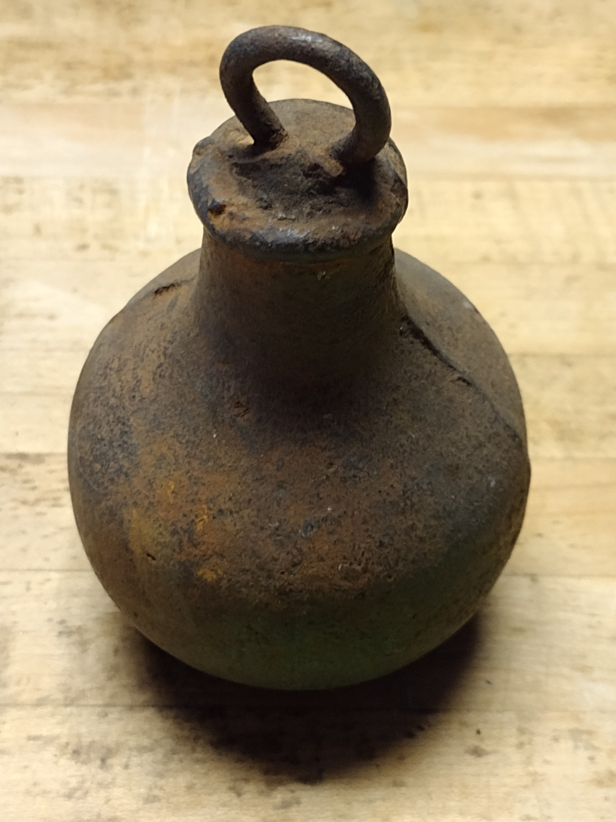 Vintage Hanging Weight – 3lbs 7.5oz Or 1580 Grams