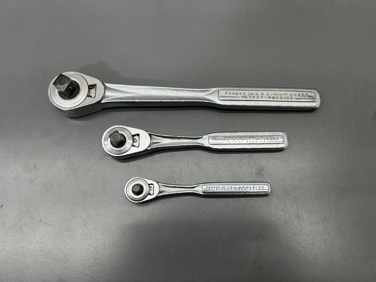 (G) VINTAGE CRAFTSMAN -V- PAT. PEND. 3PC RATCHET SET 1/4″ 3/8″ 1/2″ – VGC – USA