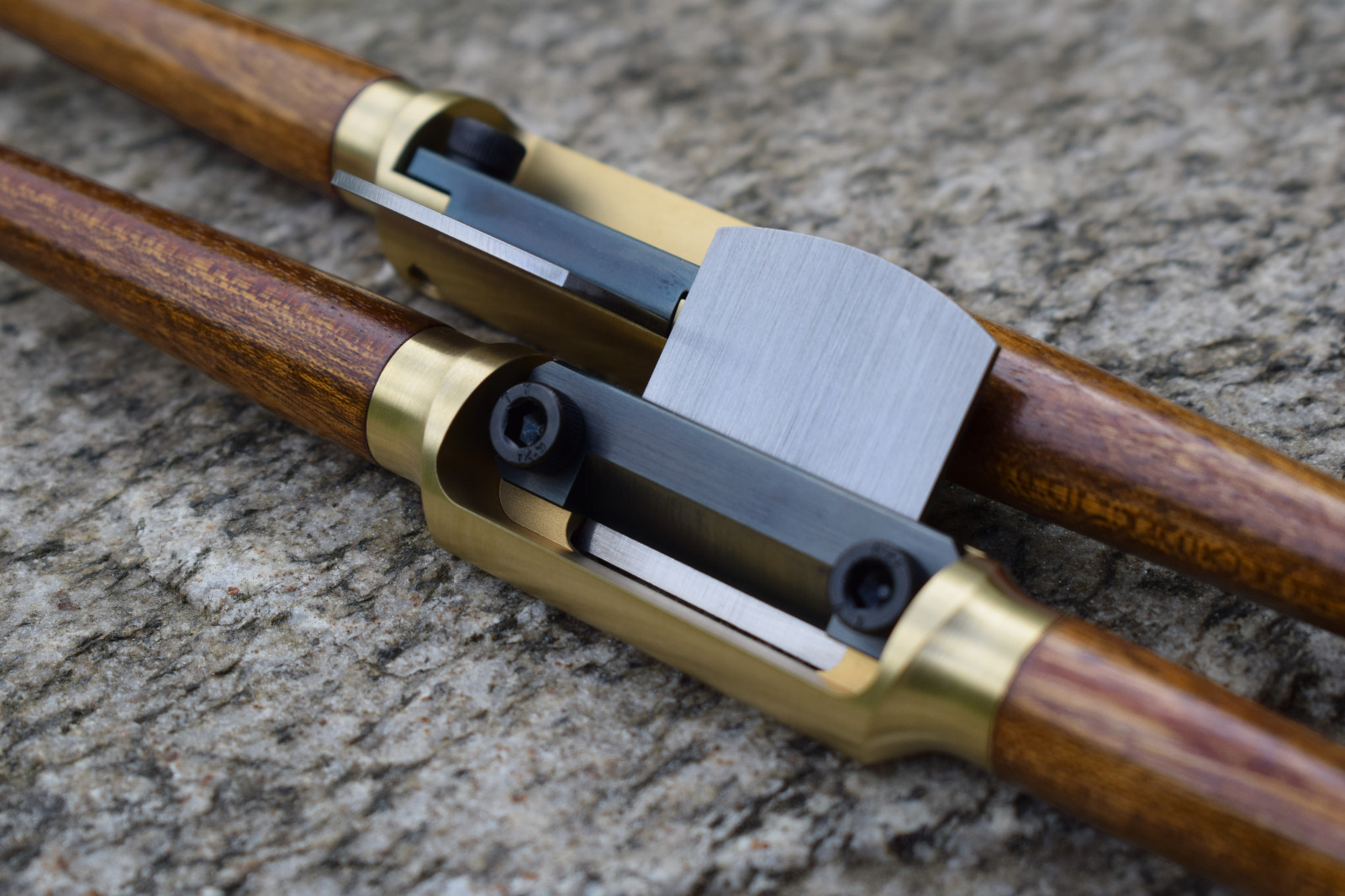 Handmade Brass Spokeshave – Flat Sole – O1 Tool Steel Blade – Sapele Handles