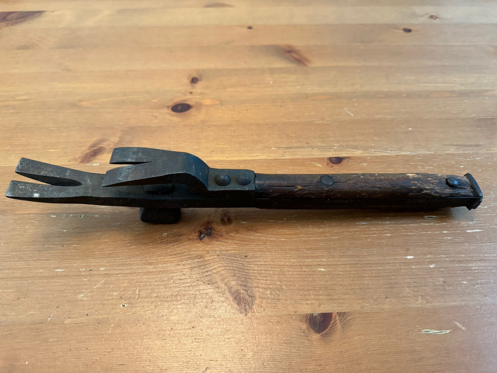 Vintage Box and Crate Hammer BRIDGEPORT HDWE. MFG. CORP