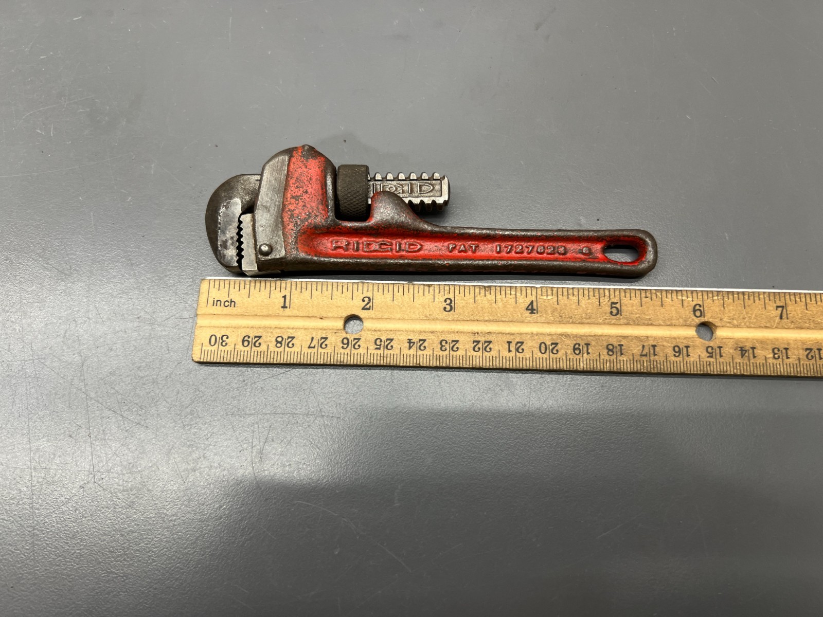 (r) VINTAGE RIDGID RIDGE TOOL CO. 6″ HD PIPE WRENCH – ELYRIA, OH USA – VGC – USA