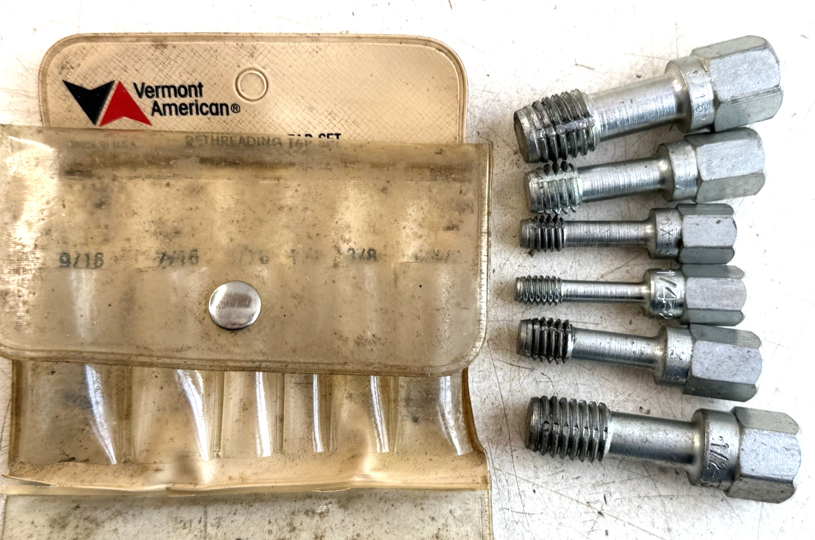 Vintage Machinist VERMONT AMERICAN Rethreading Tap Set Made in USA / Used
