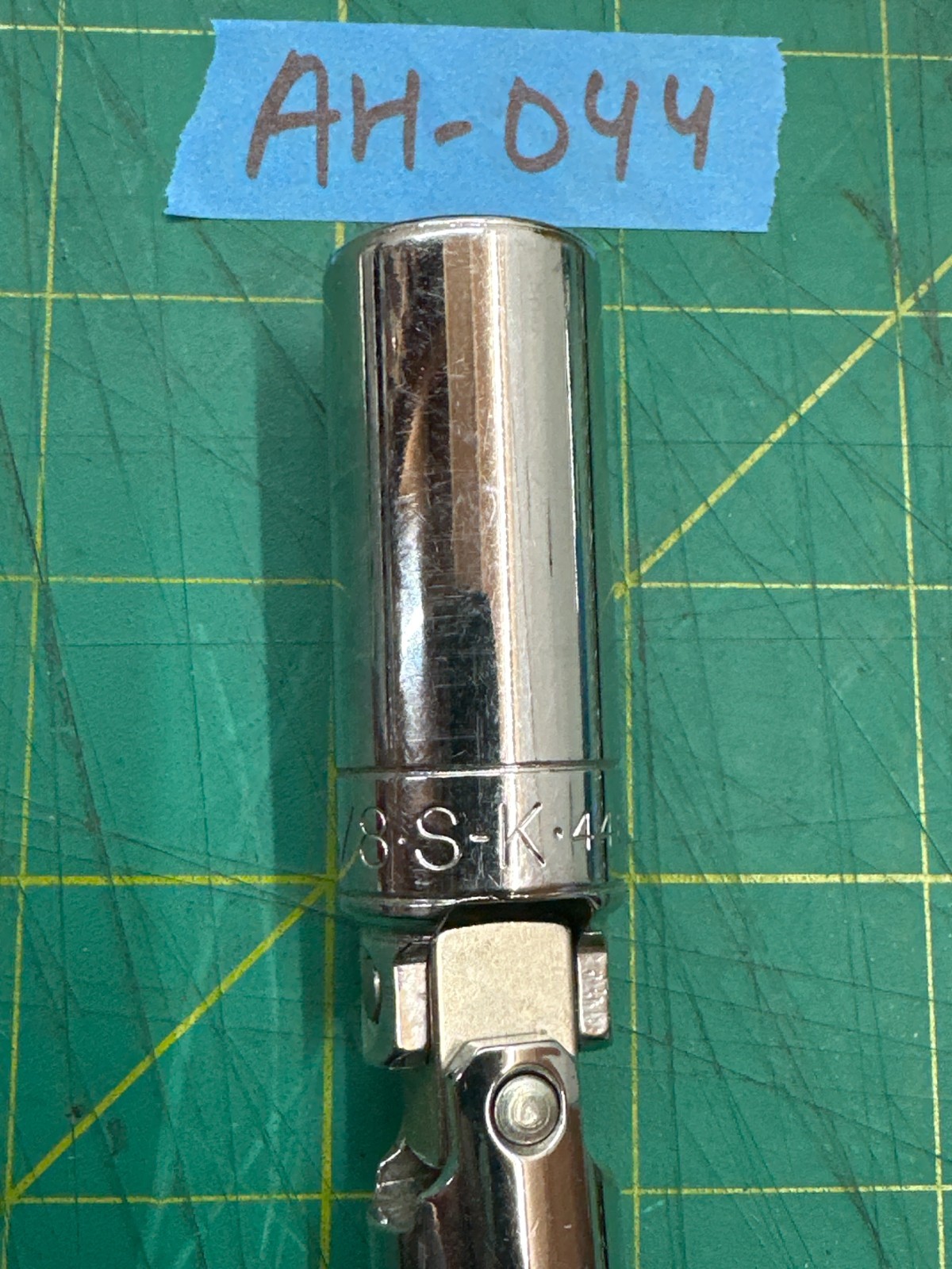 Vintage SK 4480 5/8″Flexible Extension Bar and a Socket USA Made, 6 points