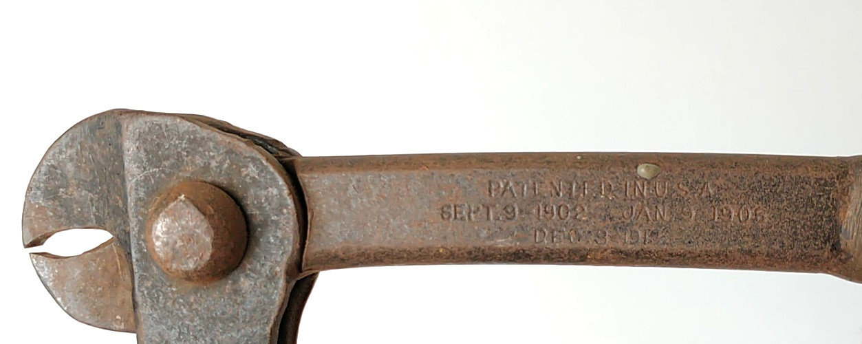 Vintage Suregrip Nail Puller Bridgeport Hardware Corp. USA FD1108