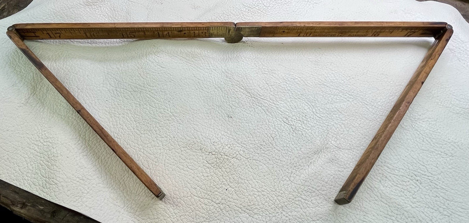 Vintage Stanley No 61 Boxwood Brass Folding Ruler 24 Inch Carpenter Rule Antique