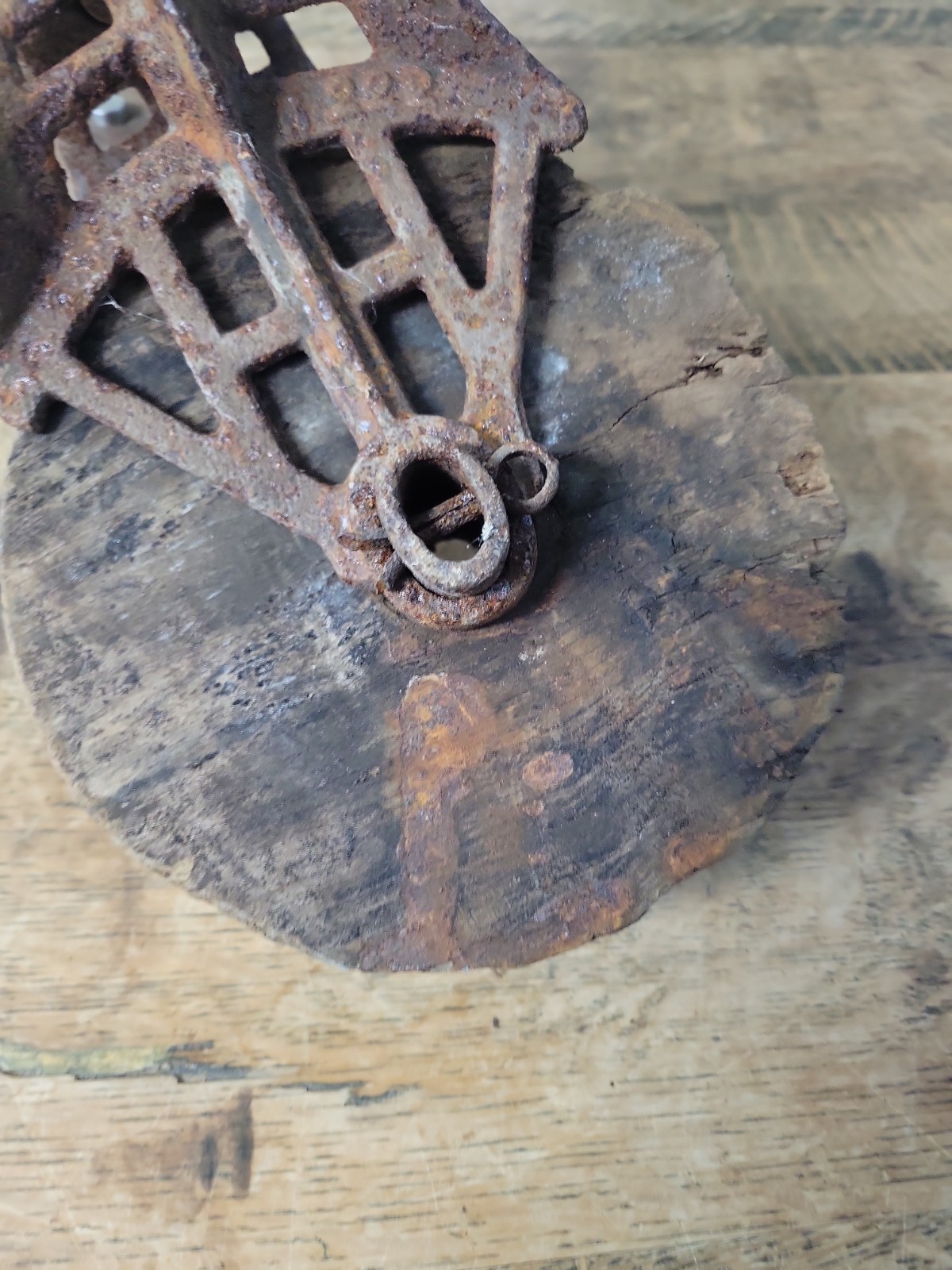 Antique/vintage Lot Of 3 Primitive Farmers Wooden Pulleys/blocks Incomplete.