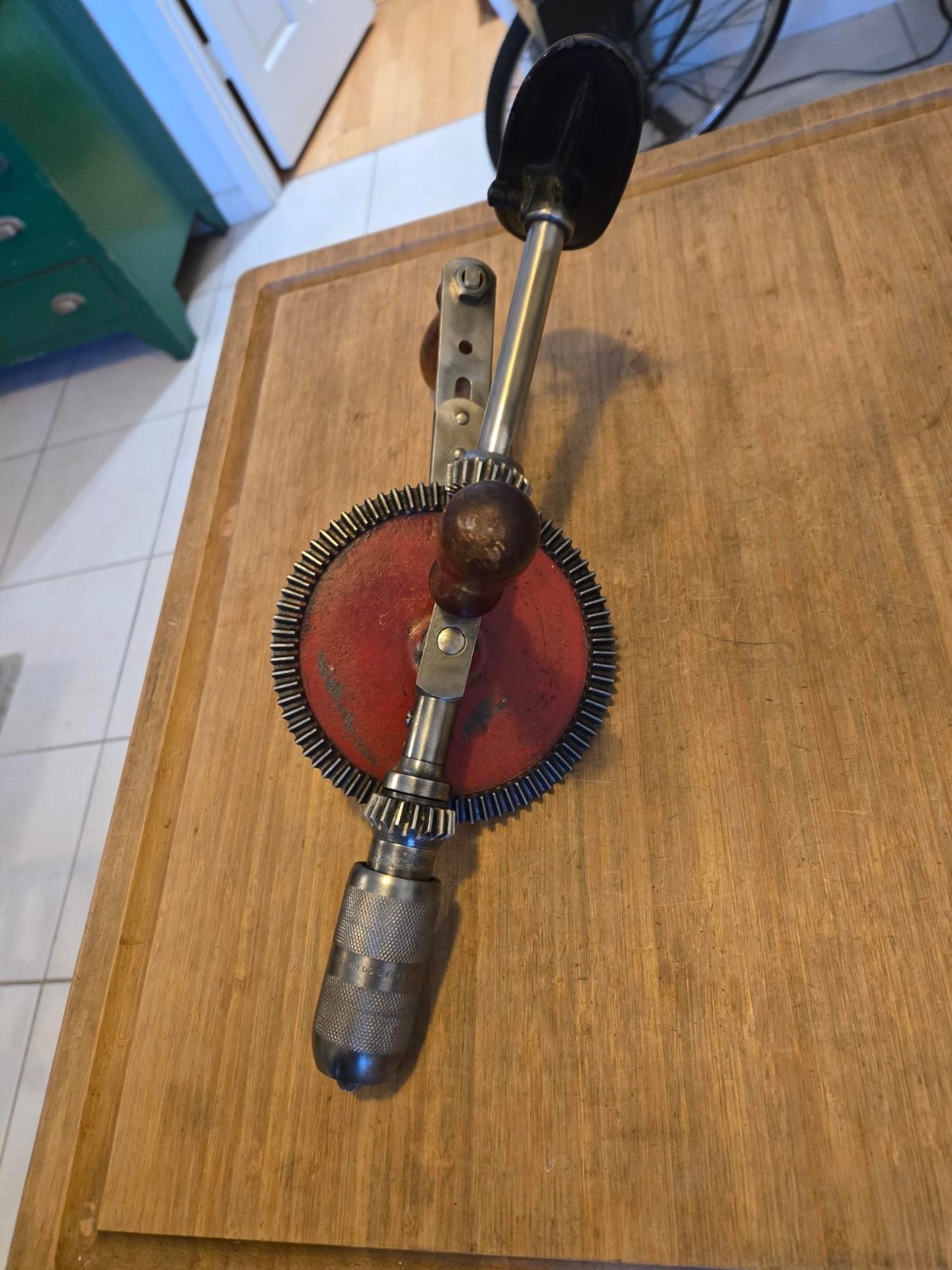 ANTIQUE MILLERS FALLS Breast Drill * Clean * 15 inch