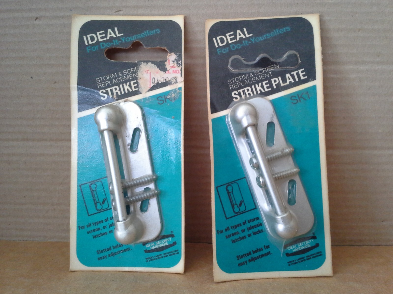 Vintage. 2PK Ideal SK1 Storm & Screen Door Replacement strike plate. NOS