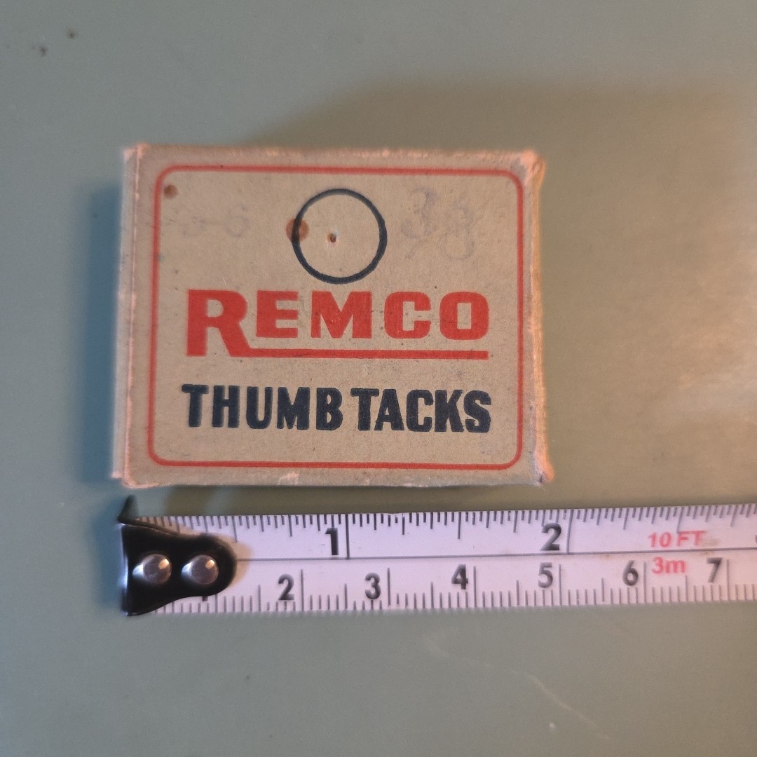 17 Very Vintage Remco Thumb Tacks In Box