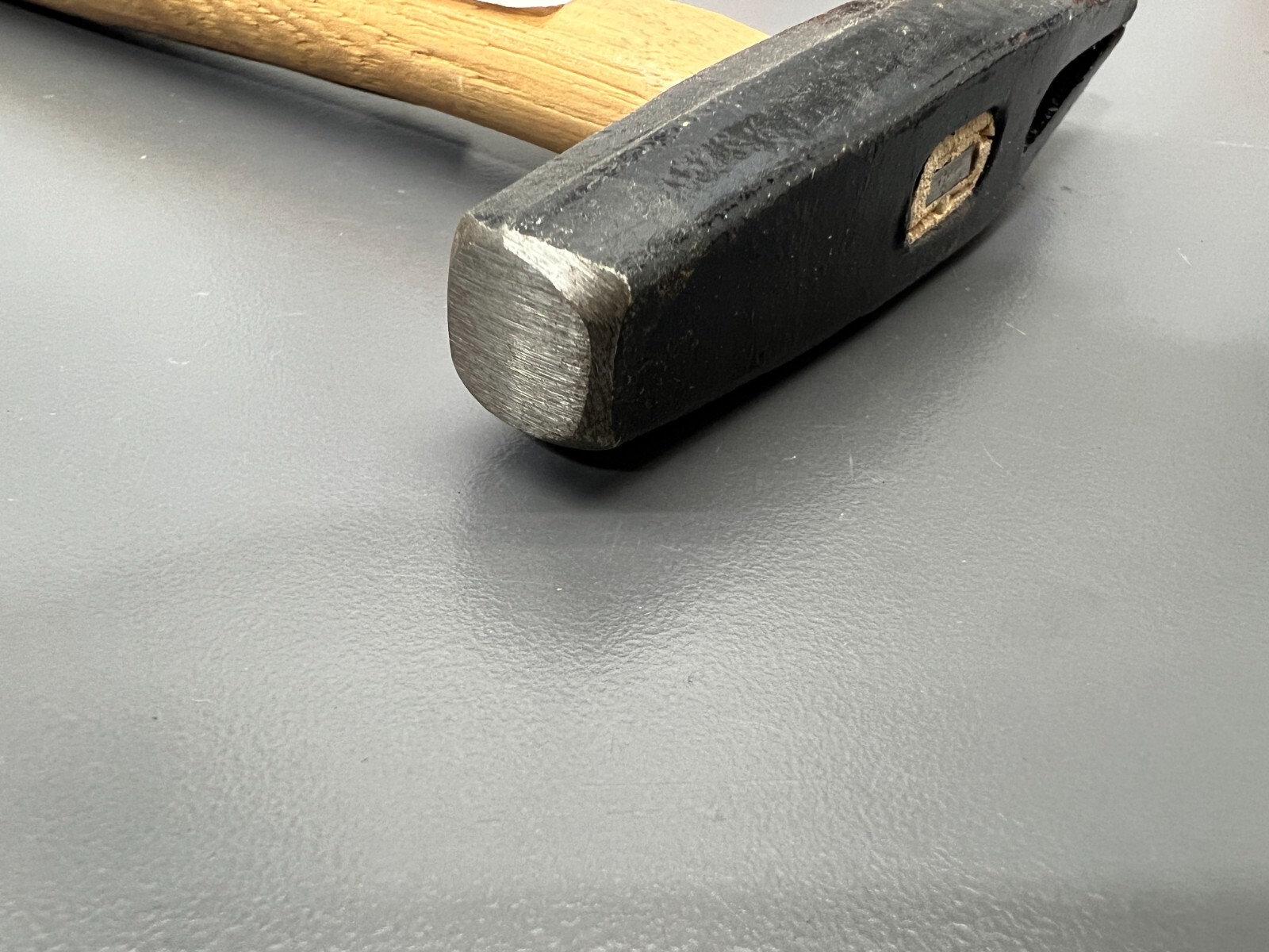 VINTAGE NOS STANLEY NO. 54-304 5 OZ MAGNETIZED UPHOLSTERY TACK HAMMER UNUSED USA