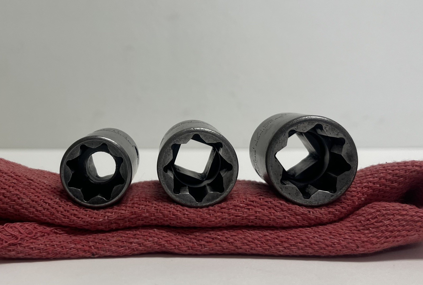 Snap On USA 1/2″DR 8 Pt Socket Lot of 3 P418 9/16″ P420 5/8″ & P422 11/16″