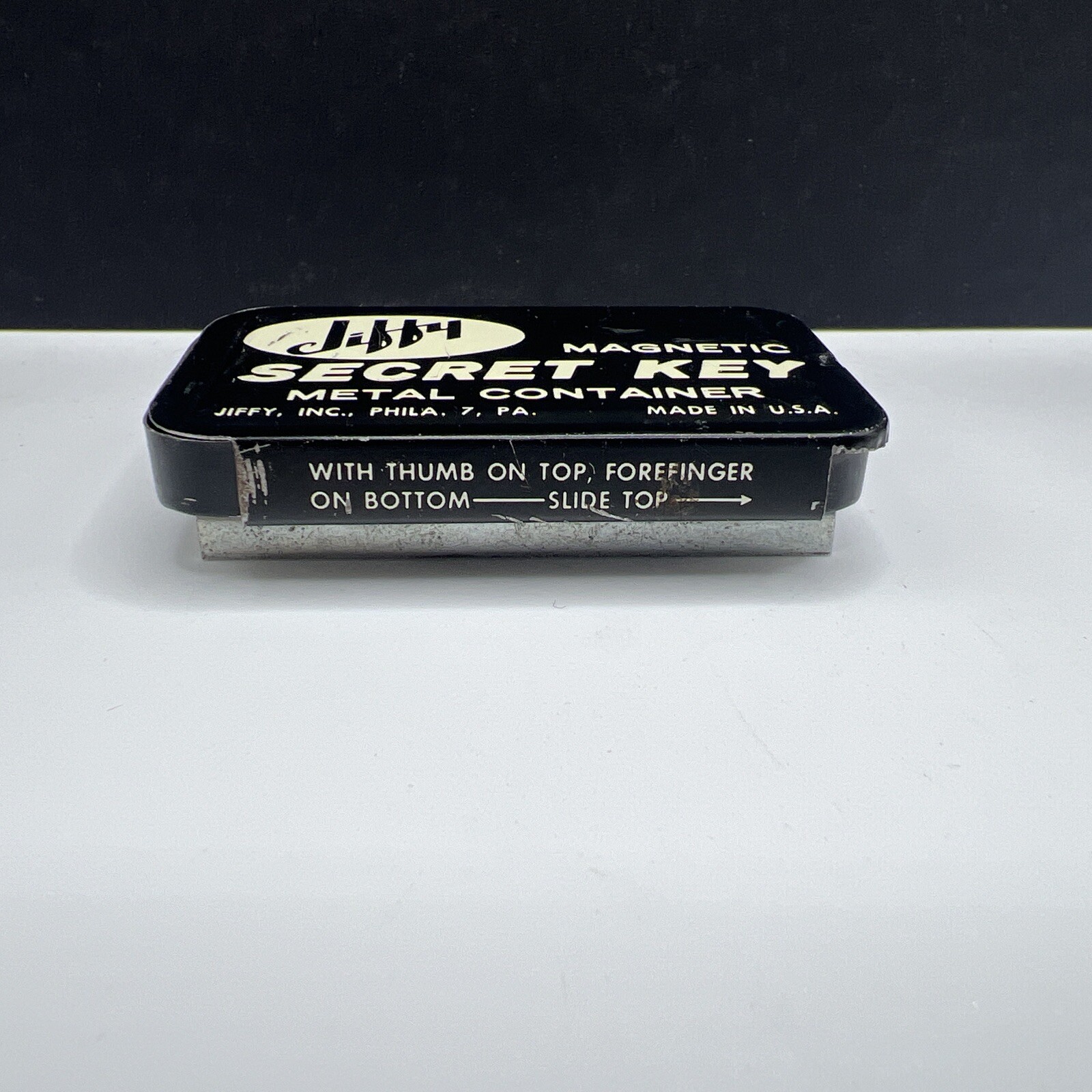 Vintage Jiffy Secret Key Magnetic Metal Container Old Made in USA-Estate Find