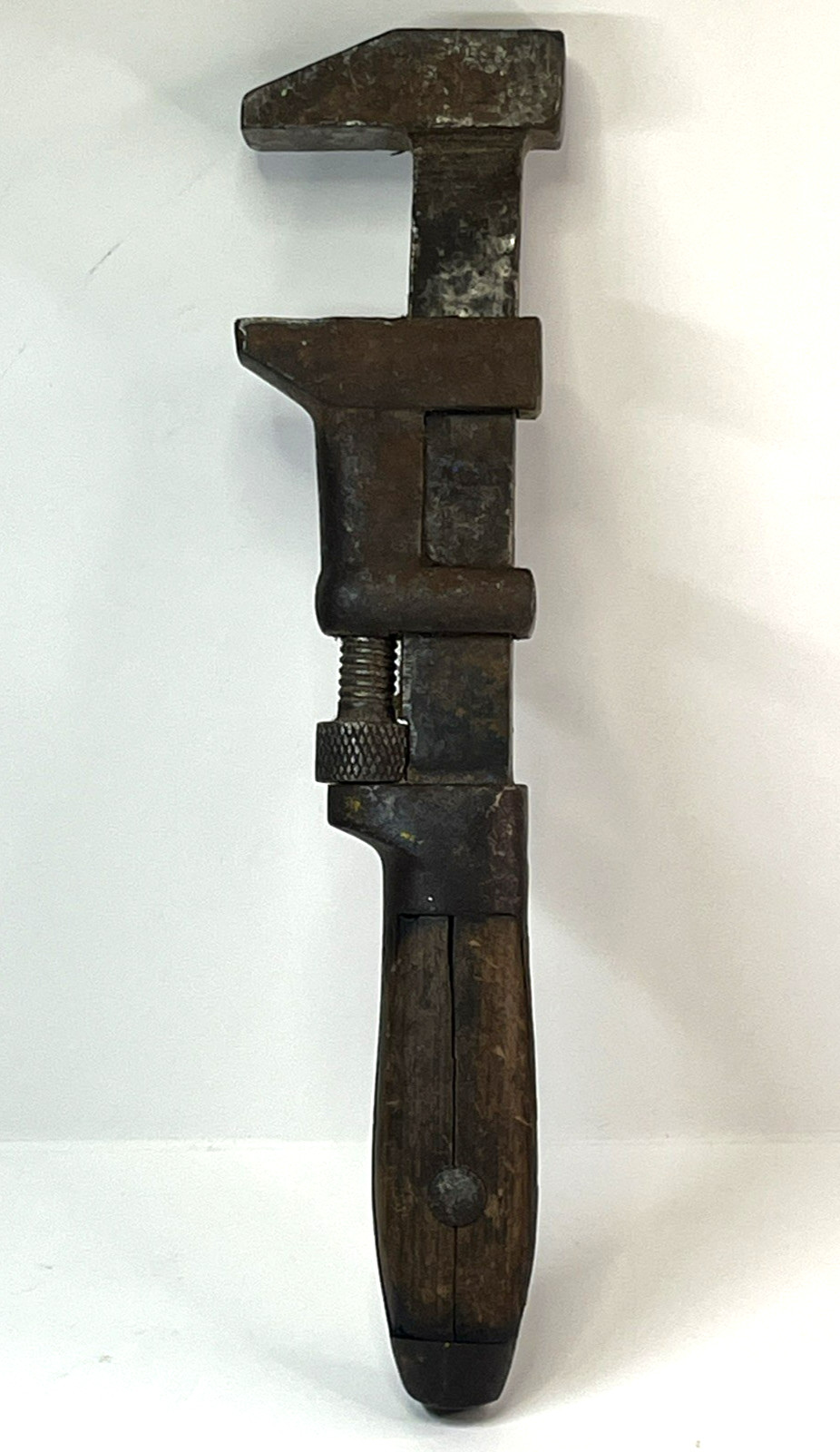 Vintage Coes 12″ MFD. Under L Coes PAT Adjustable Monkey Wrench Worcester Mass