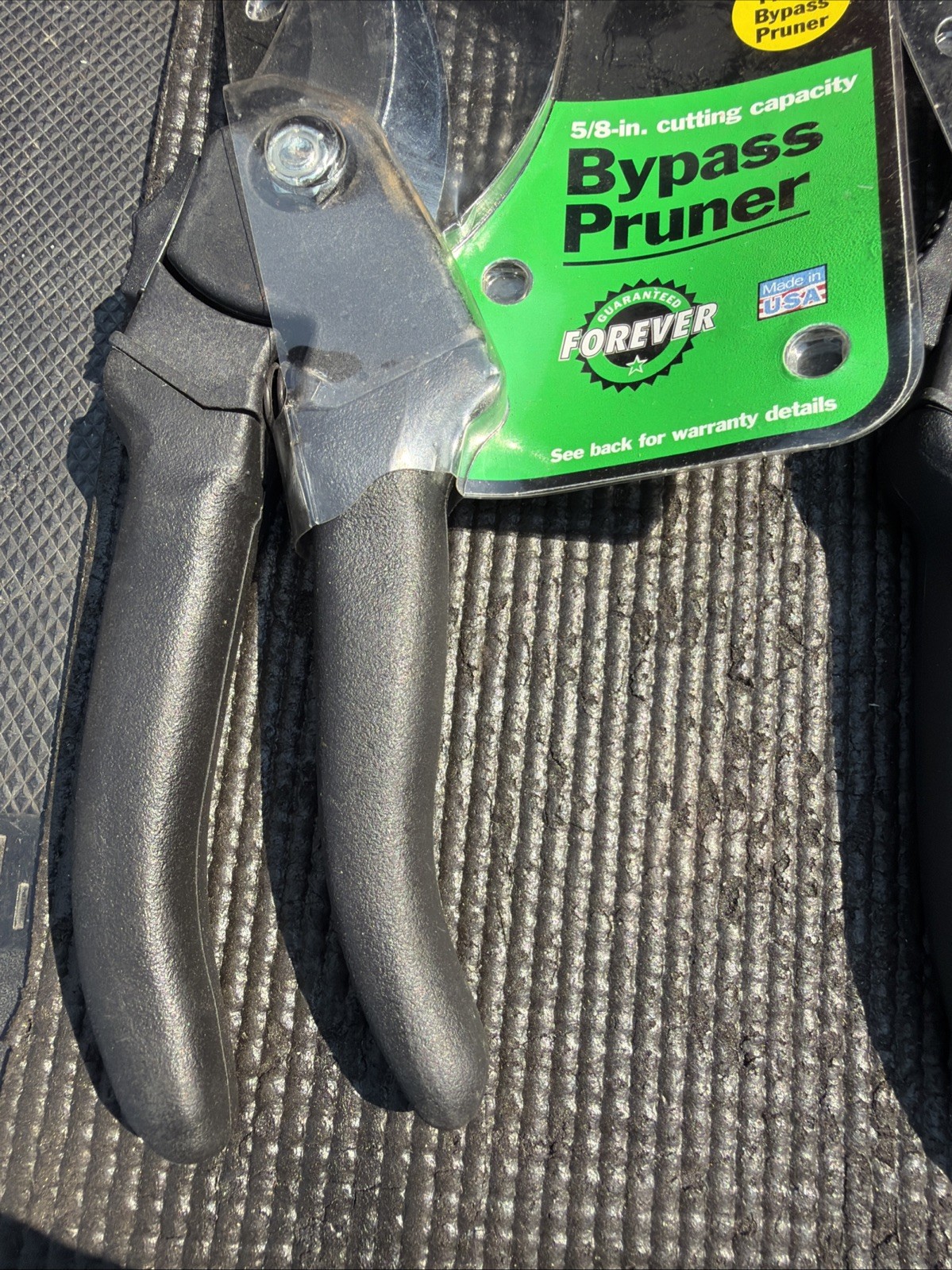 (2) Sears Craftsman USA Lawn Garden Bypass Pruners 85010 Carbon Blade 5/8” Capac