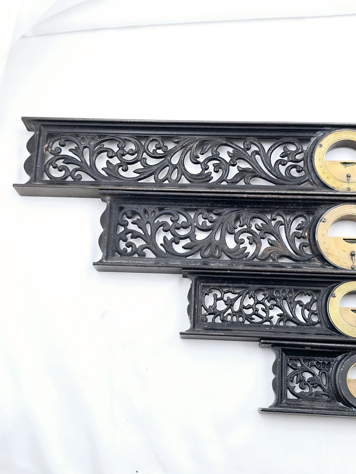 DAVIS SPIRIT LEVELS 24″ 18″ 12″ 6″ ANTIQUE CAST IRON LEVEL 1867 Pat. Rare Set