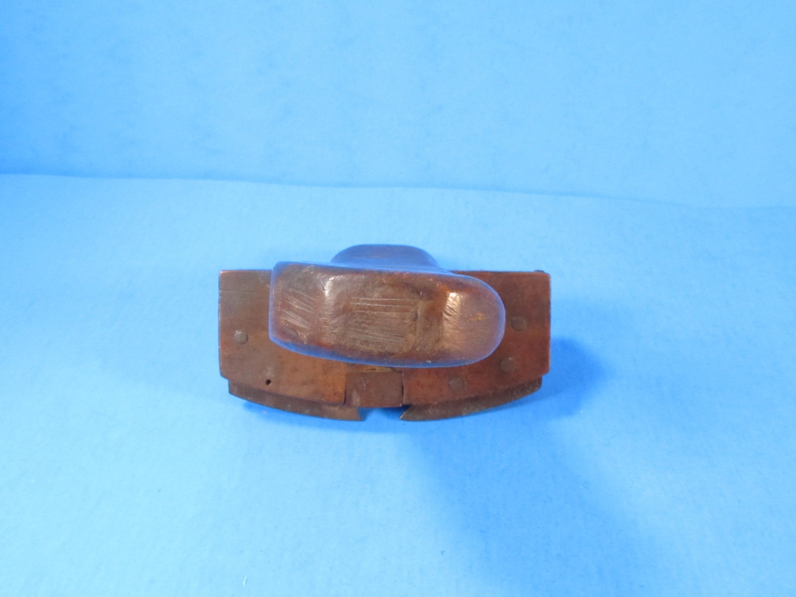 unusual & early coachmakers carriage makers compassed wood plow plane 2 nickers