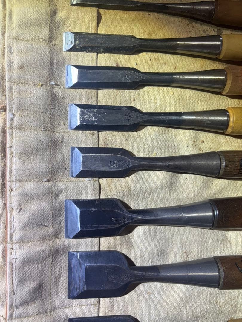 Japanese Wood Chisel Set 10 Pc Momokichi Ohuchi Takashiba Genso Carpenter Tools