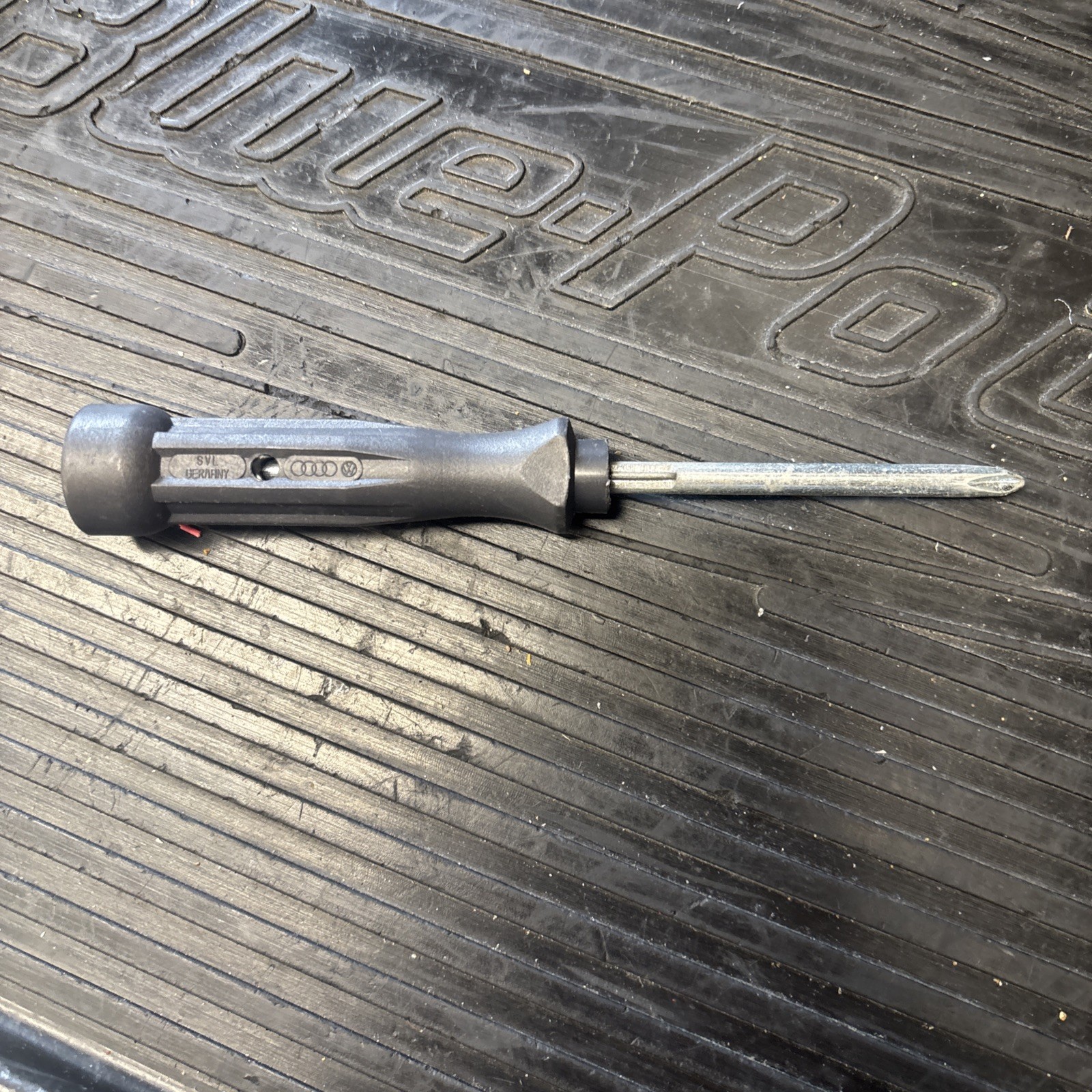 AUDI SVL GERMANY TOOL KIT SCREWDRIVER PHILLIPS/FLATHEAD