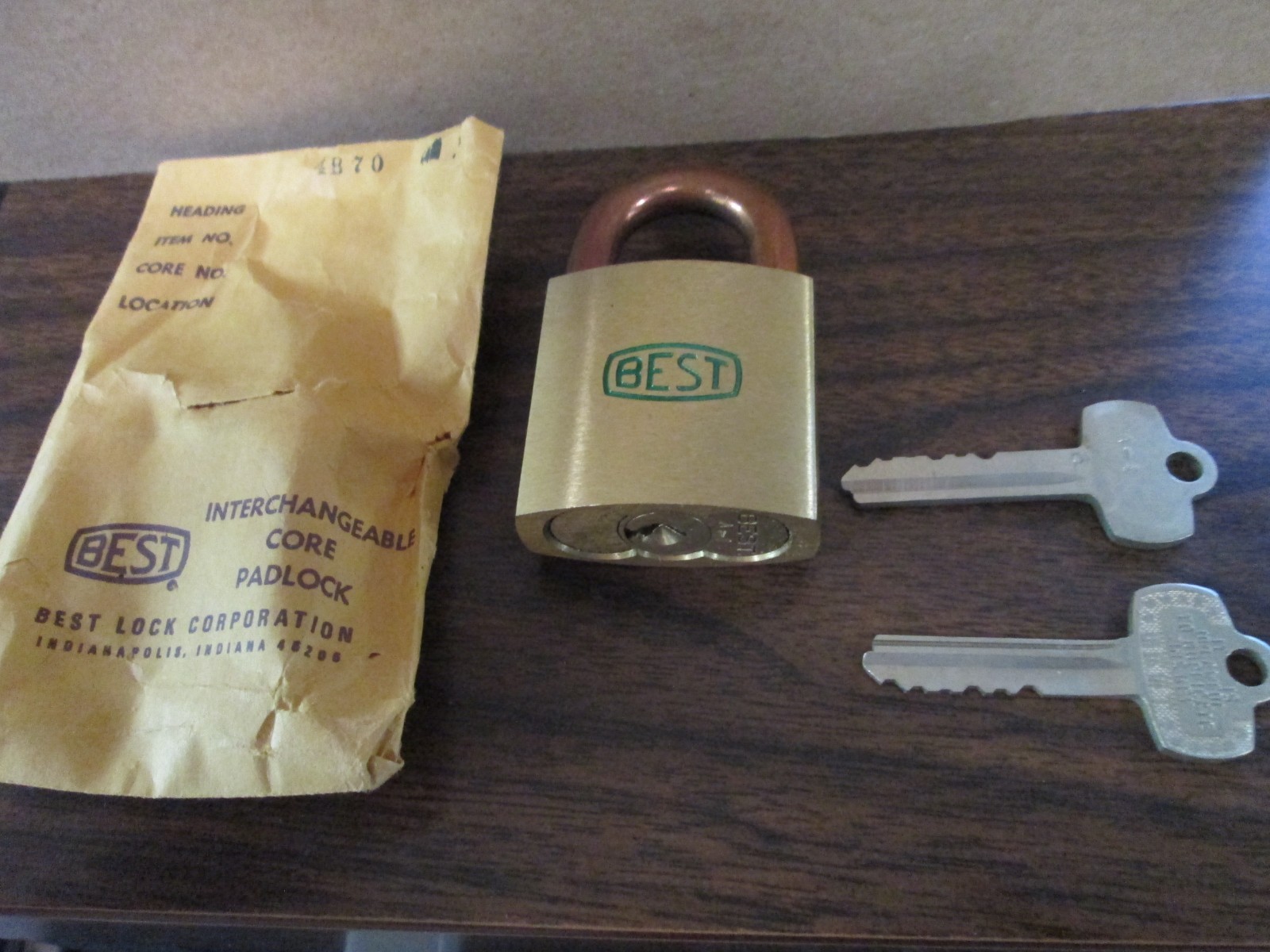 NEW Vintage Brass Best 4B70 SFIC Padlock Green Logo A1 Core W/4 Keys