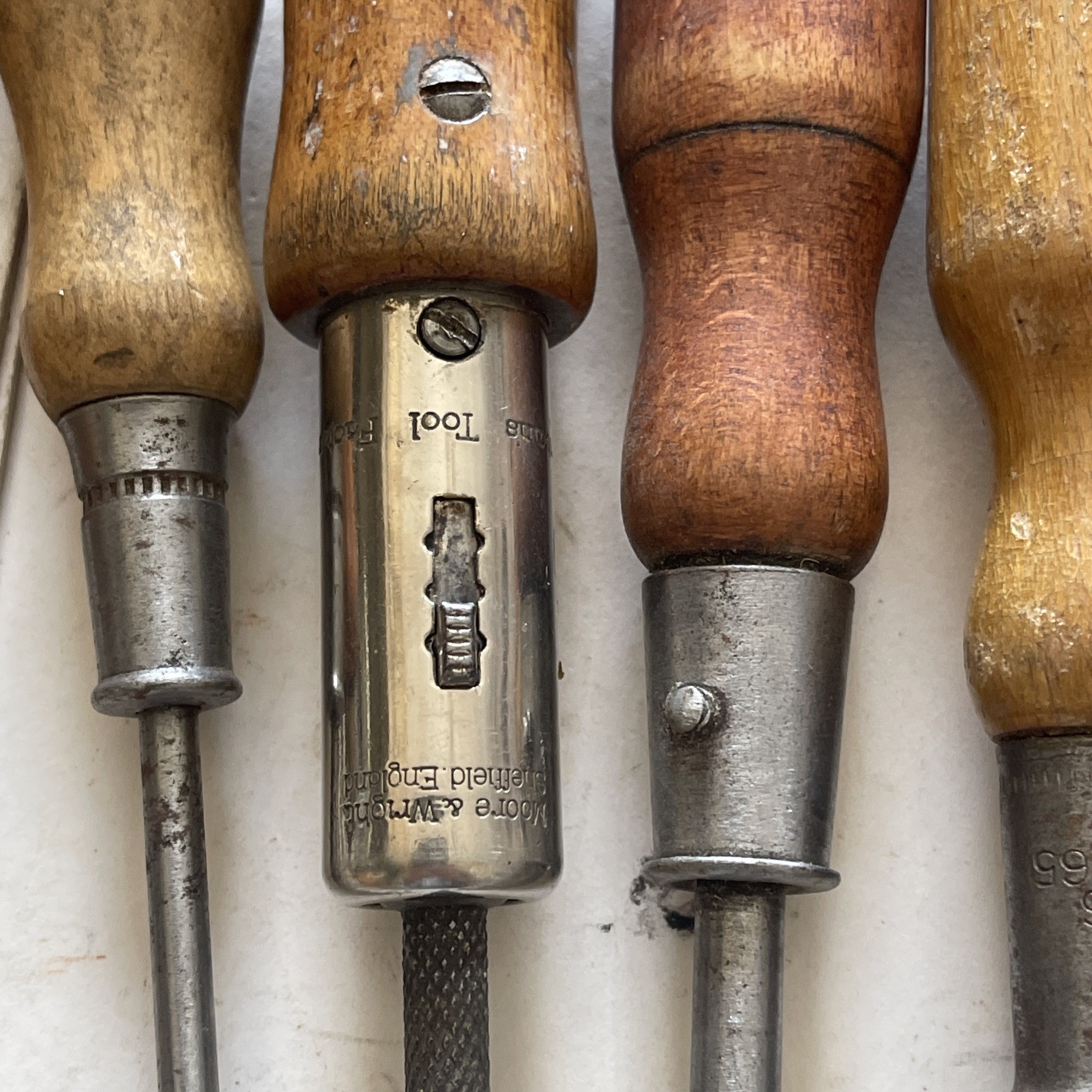 Vintage 16 Early Wood Handled Screwdrivers Stanley And Moore & wright Stamped