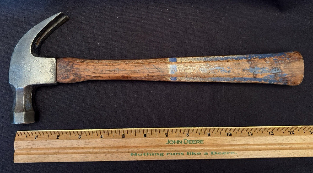 Vintage 16 Oz *Plumb* USA 13″ Octagonal Wood Handle Permabond Curved Claw Hammer