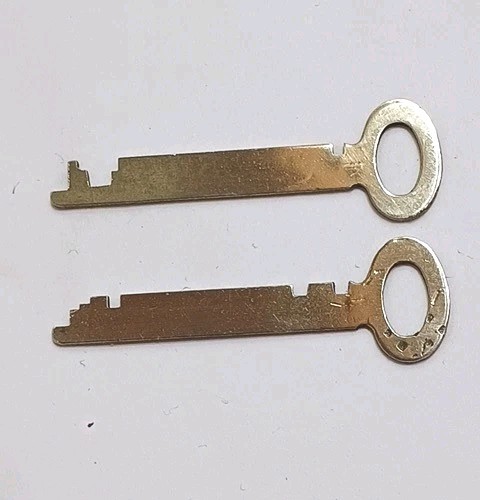 2 Keys – Sargent & Greenleaf Co Rochester NY # 1 & # 6 Flat Skeleton Key 2” Long