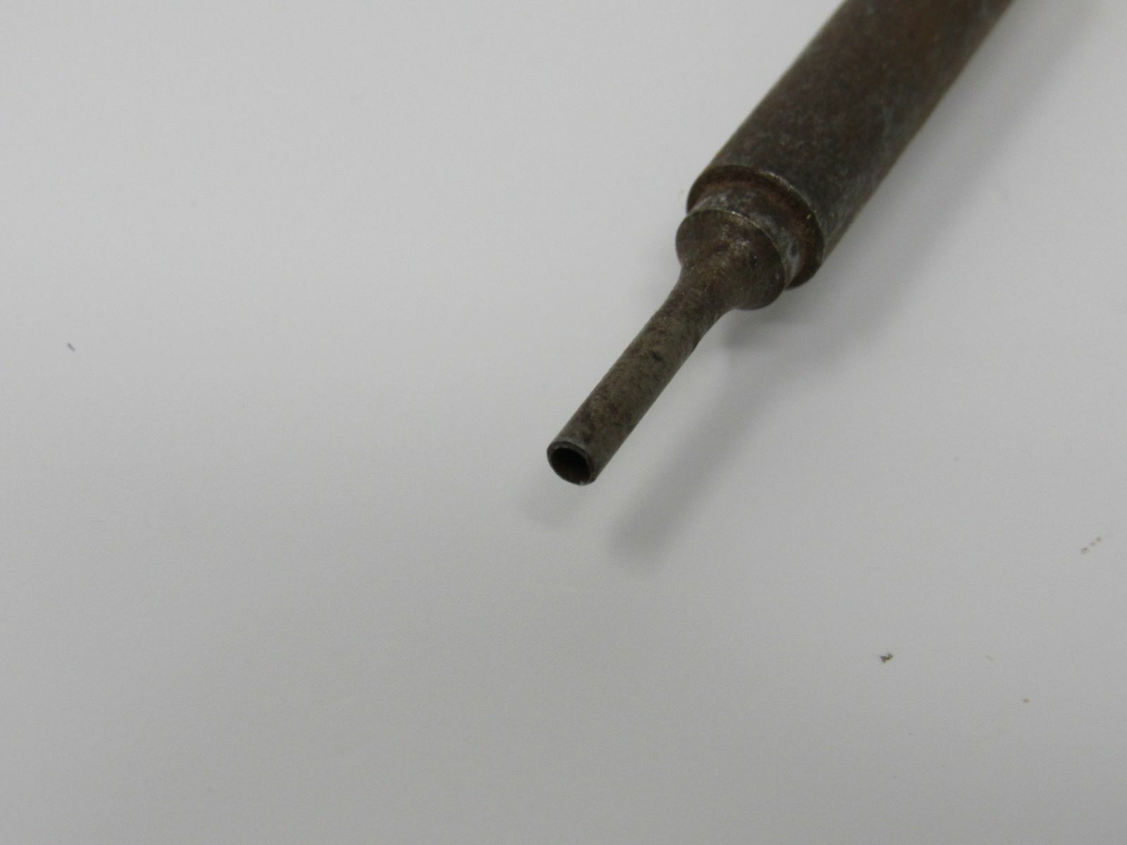 Professional Spring Loaded Screwdriver 6-in Vintage
